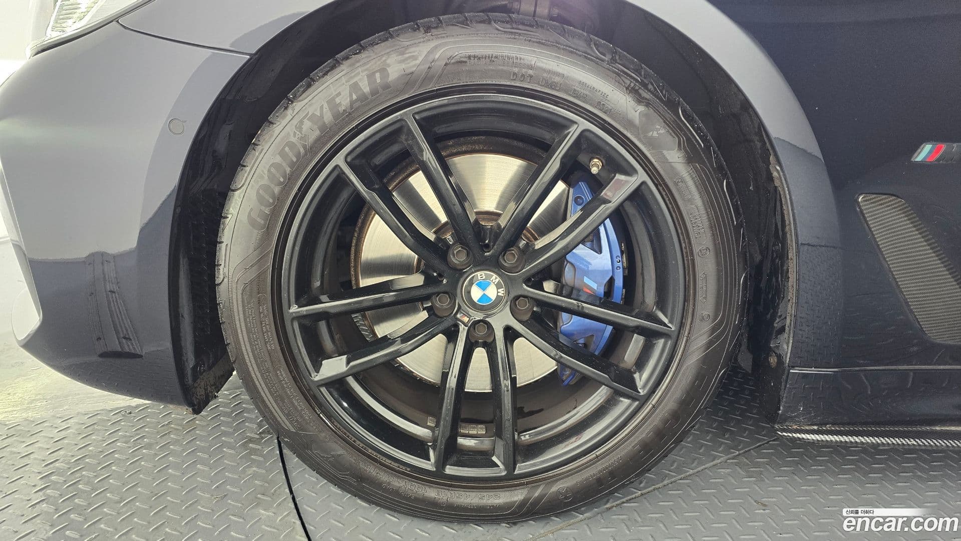 Main__Slider__Photo:5-Series BMW 2021.6-4