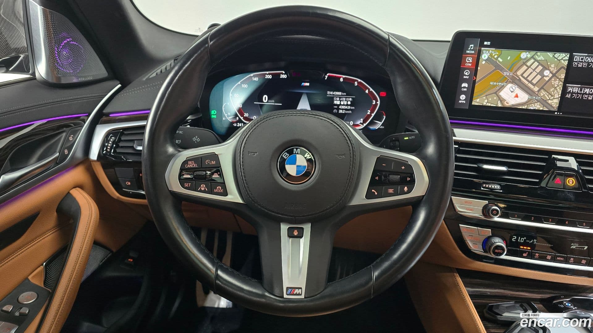 Main__Slider__Photo:5-Series BMW 2021.6-12