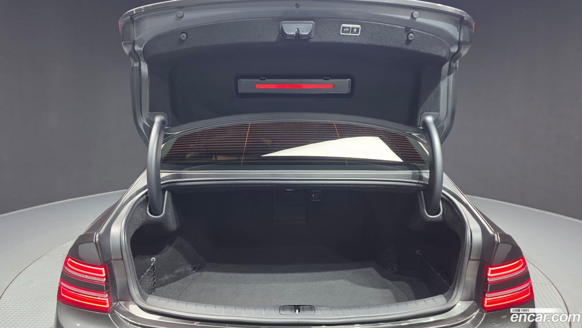 Main__Slider__Photo:G80 Genesis 2023.4-19