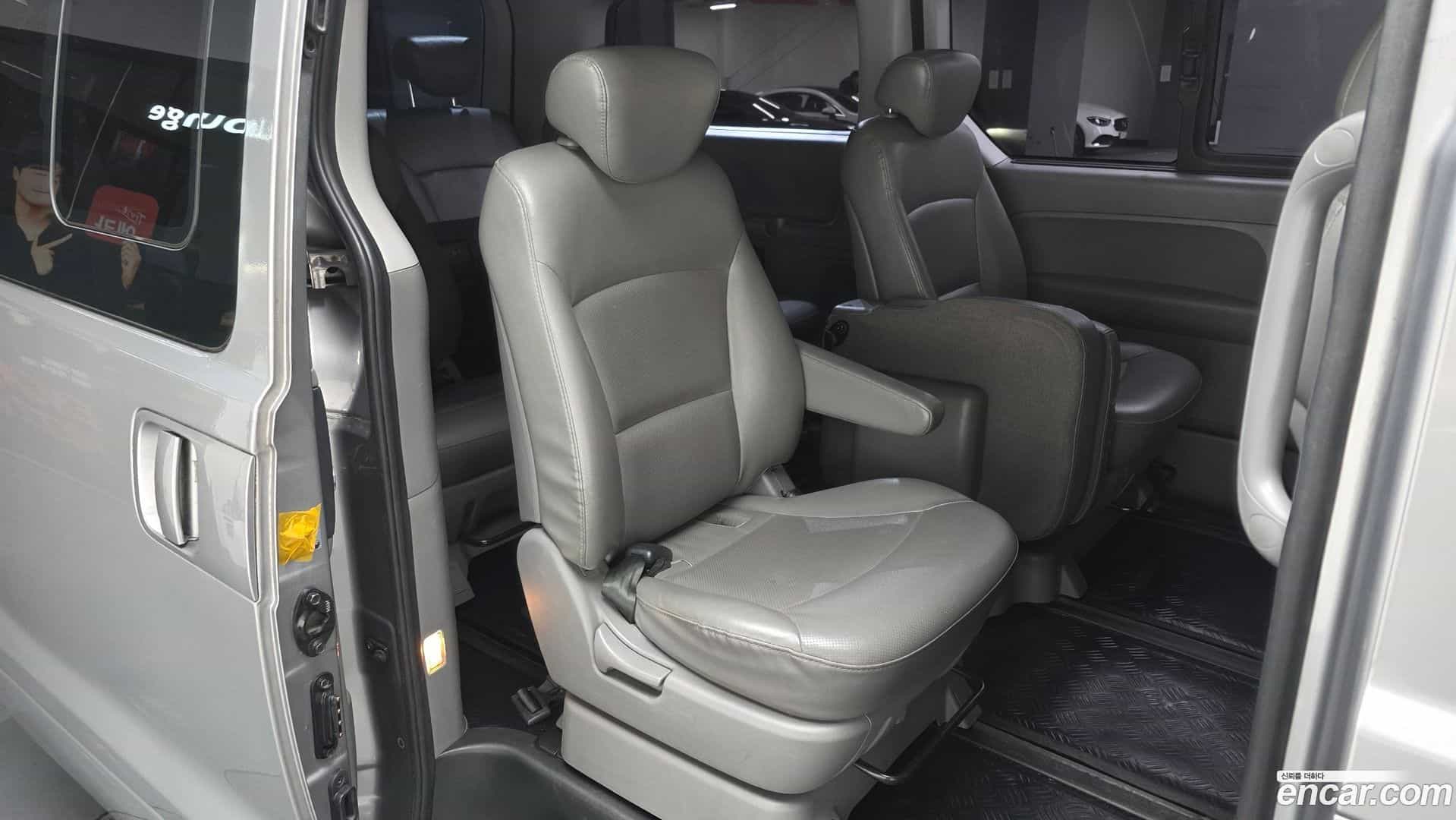 Starex Hyundai 2012.2-OPTION-015