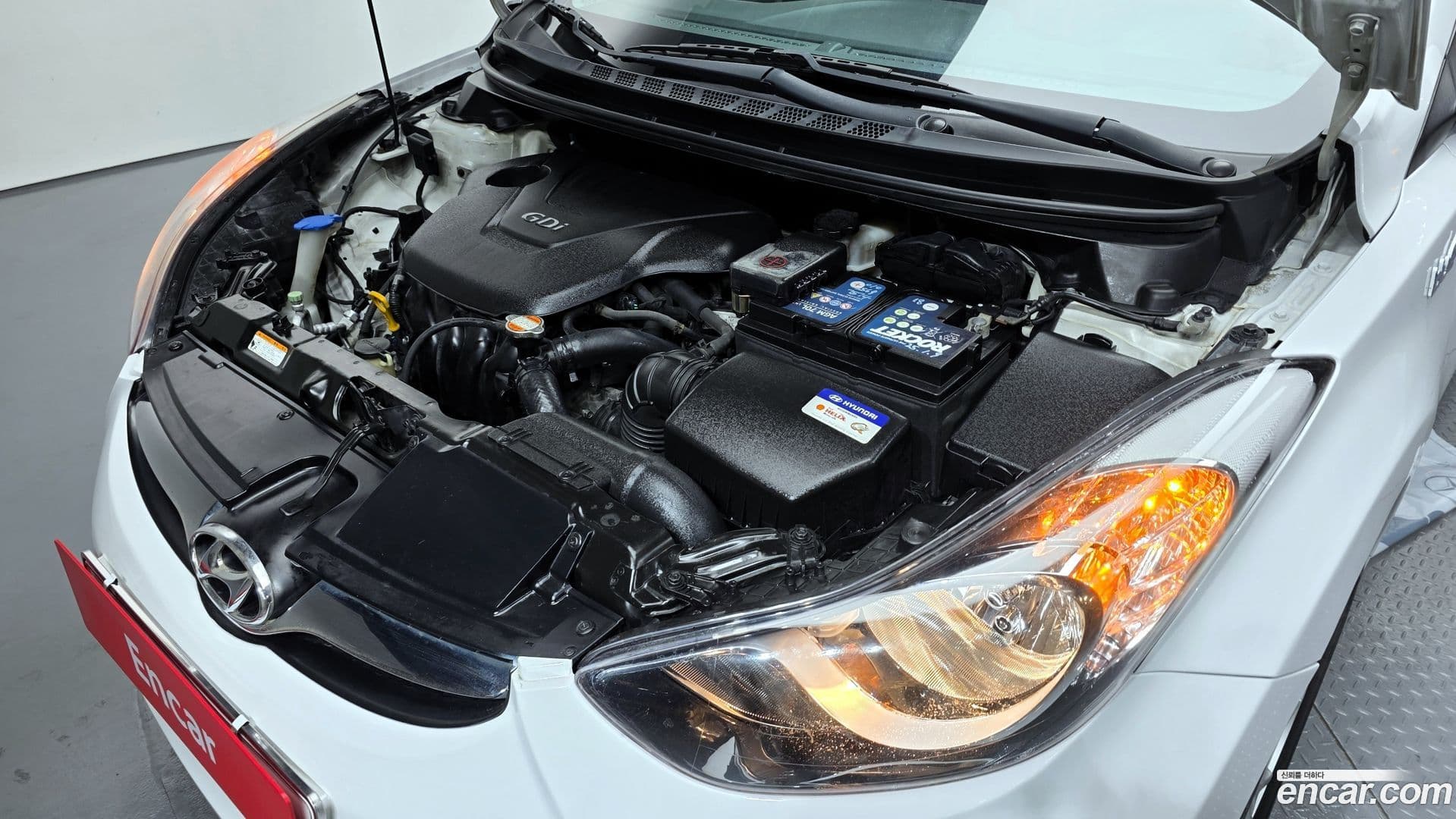 Main__Slider__Photo:AVANTE Hyundai 2011.5-5