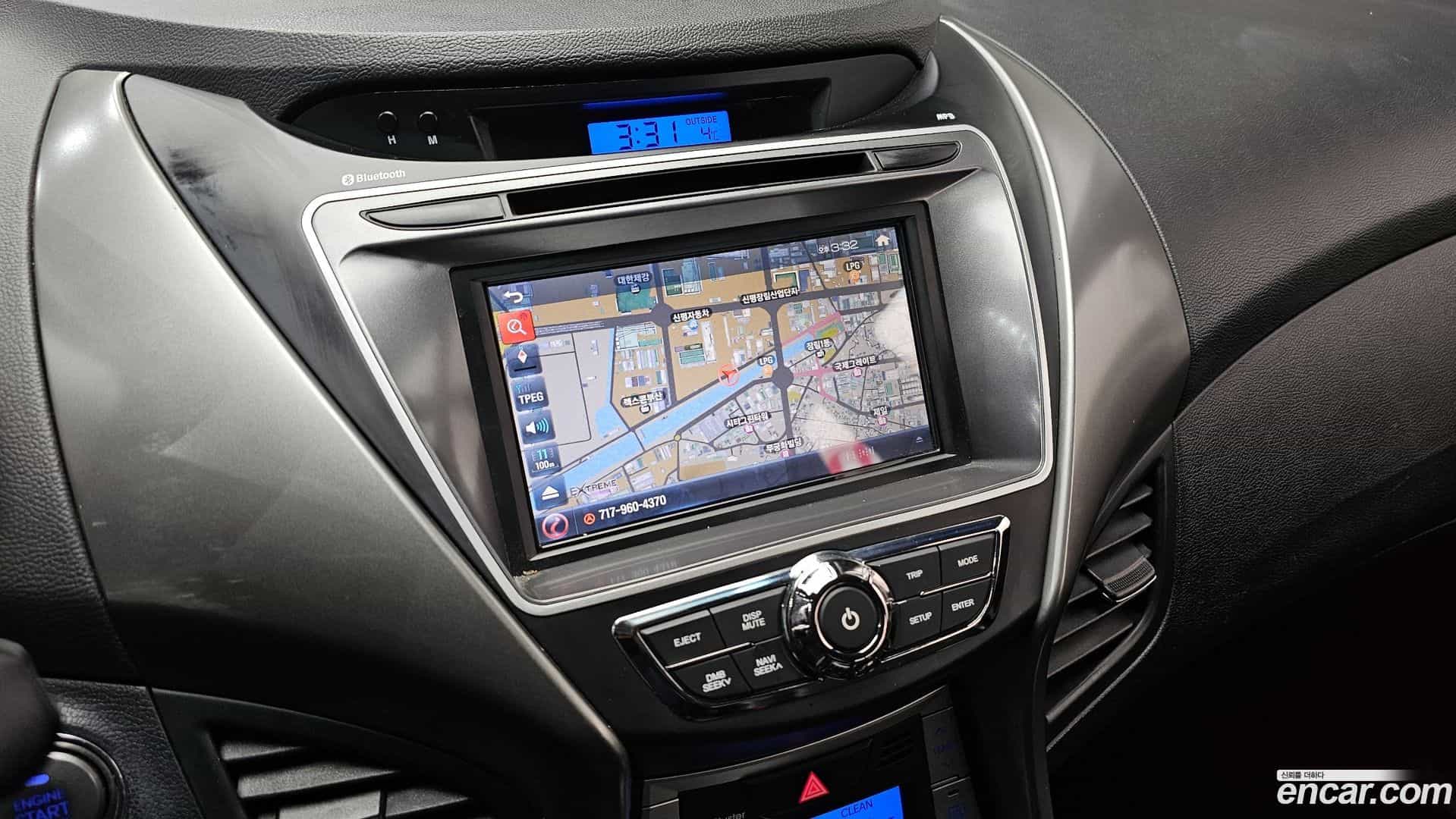 AVANTE Hyundai 2011.5-OPTION-018