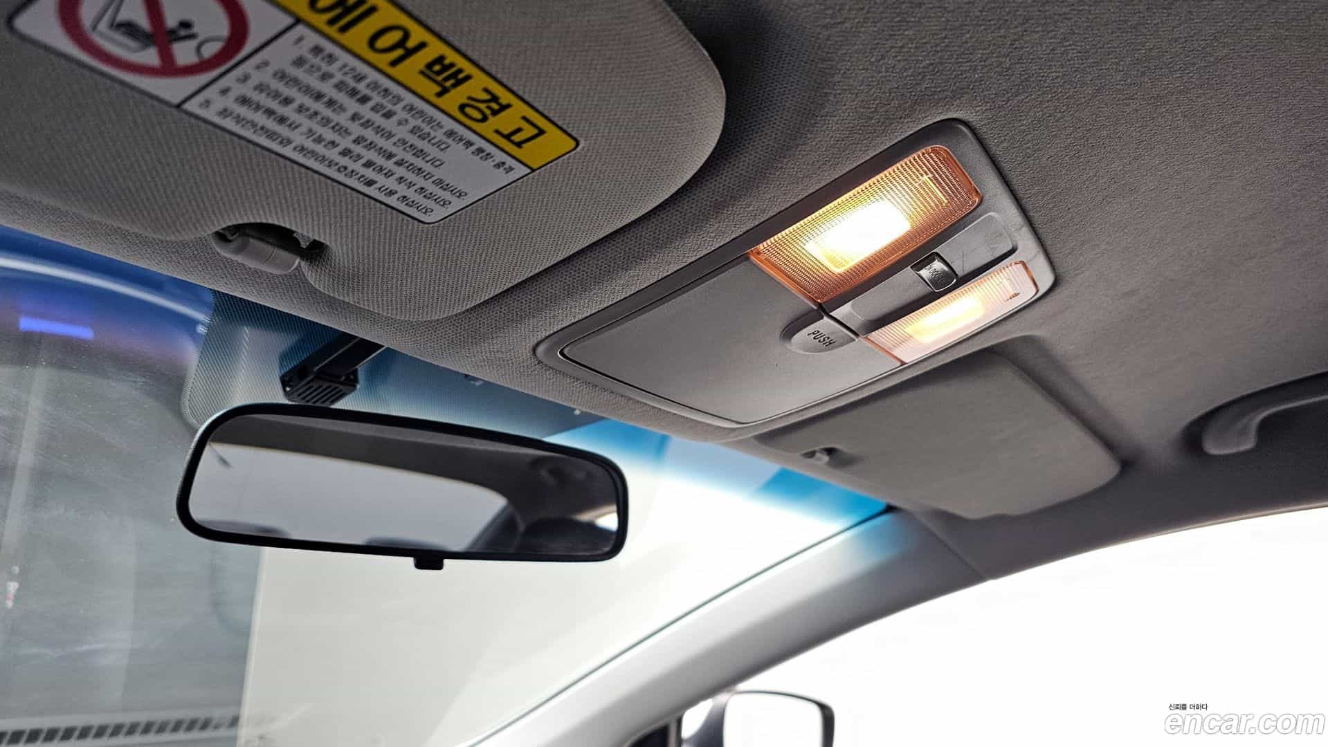 AVANTE Hyundai 2011.5-OPTION-022