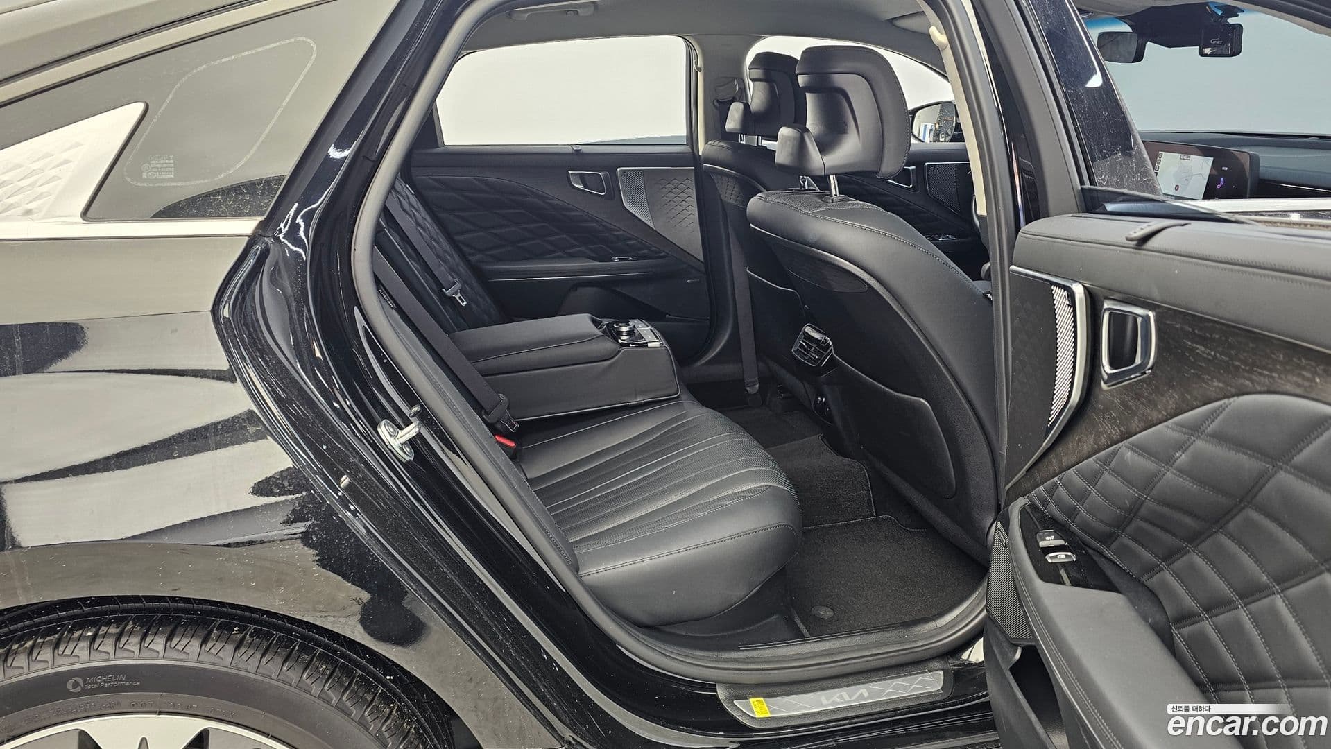 Main__Slider__Photo:K8 Kia 2023.8-11