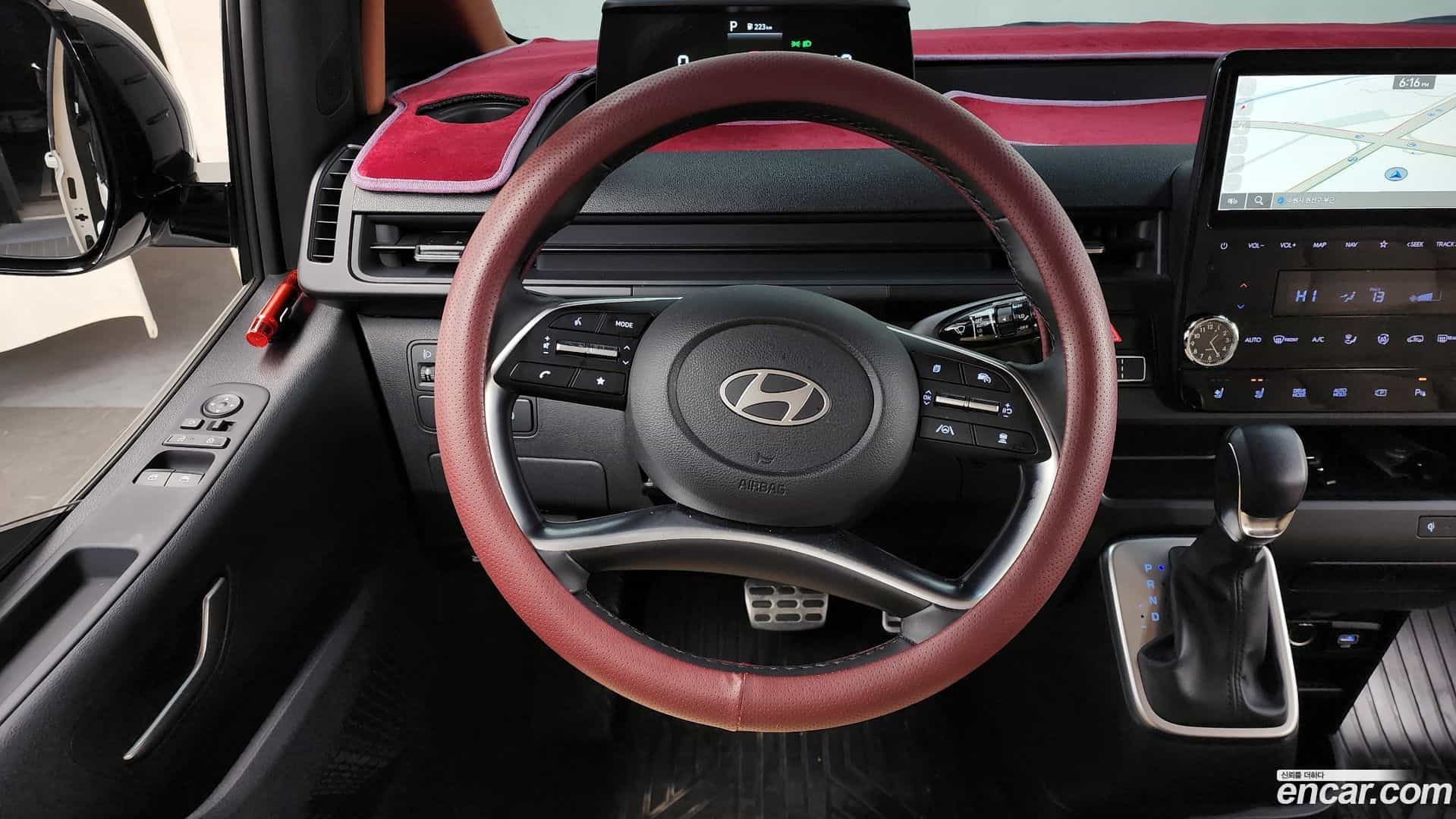 Staria Hyundai 2024.3-OPTION-017