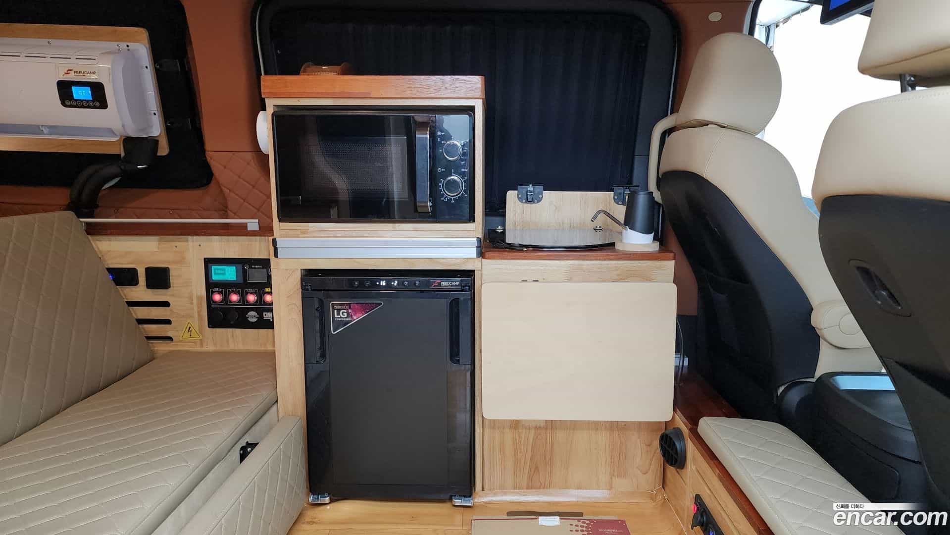 Staria Hyundai 2024.3-OPTION-020