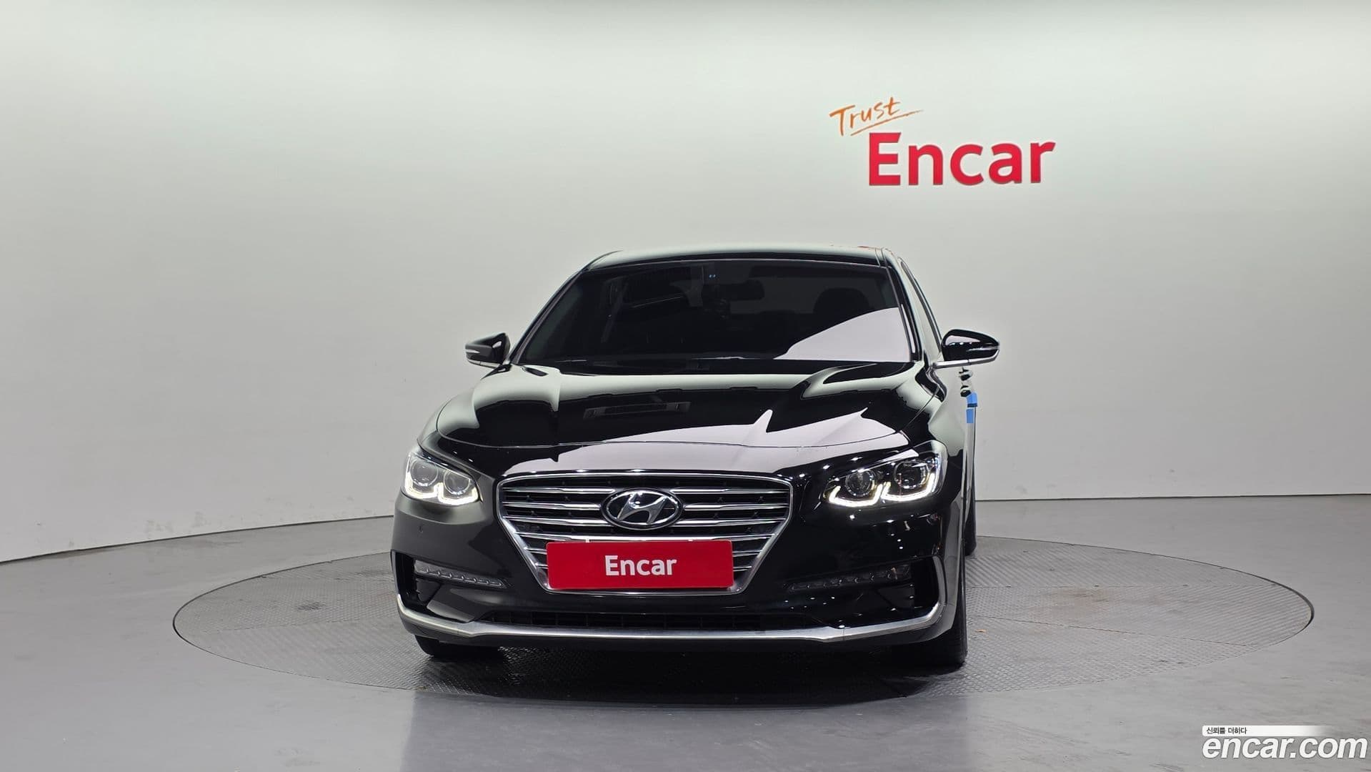 Main__Slider__Photo:Grandeur Hyundai 2018.3-2