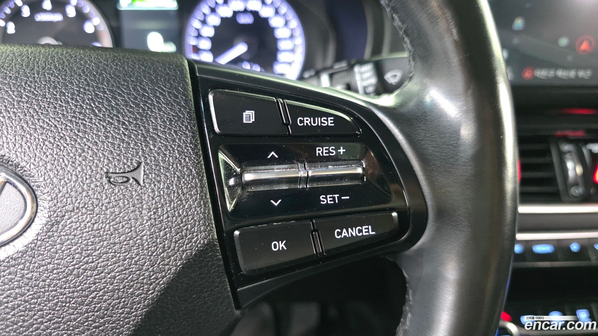 Main__Slider__Photo:Grandeur Hyundai 2018.3-13