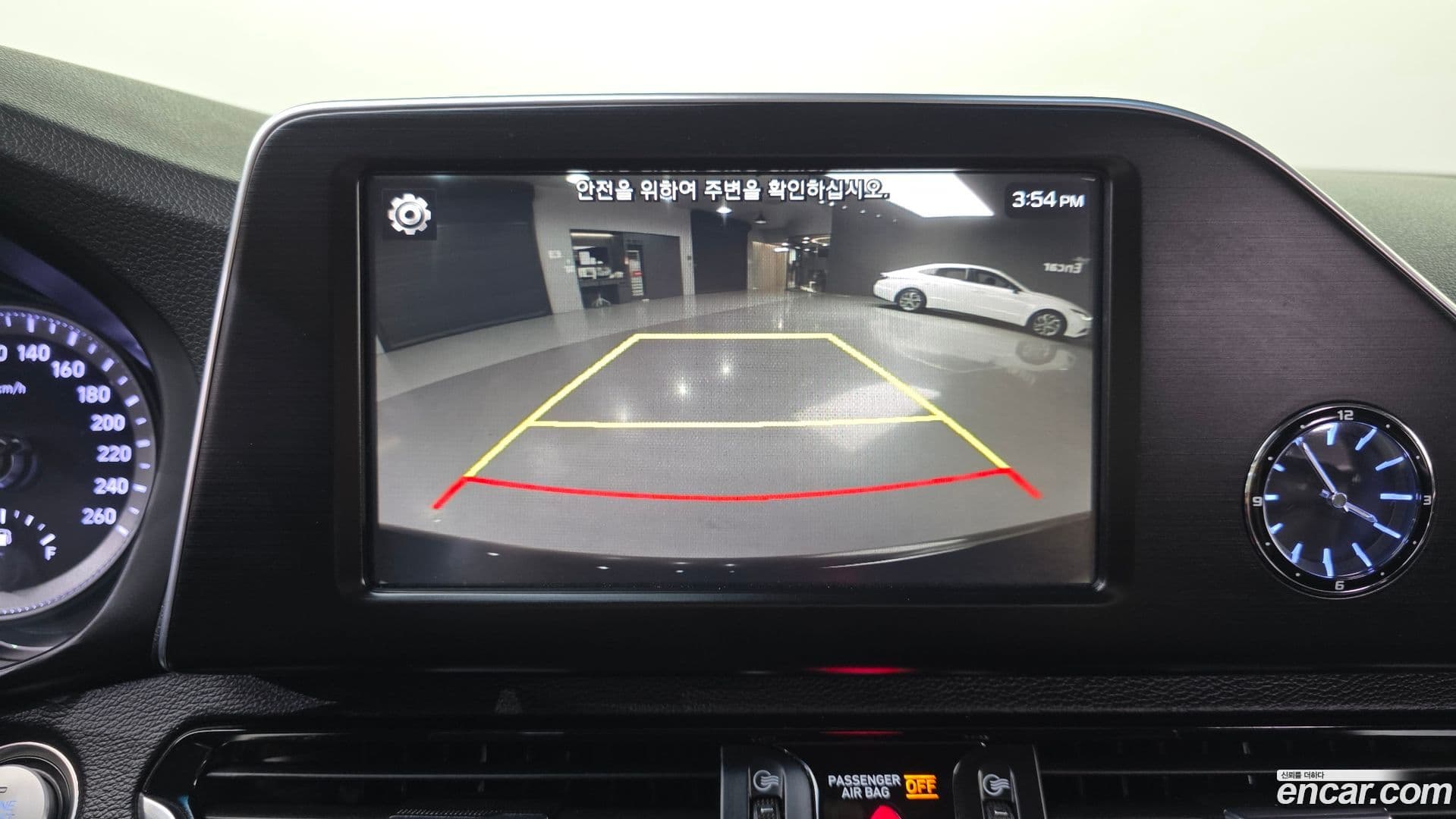 Main__Slider__Photo:Grandeur Hyundai 2018.3-15