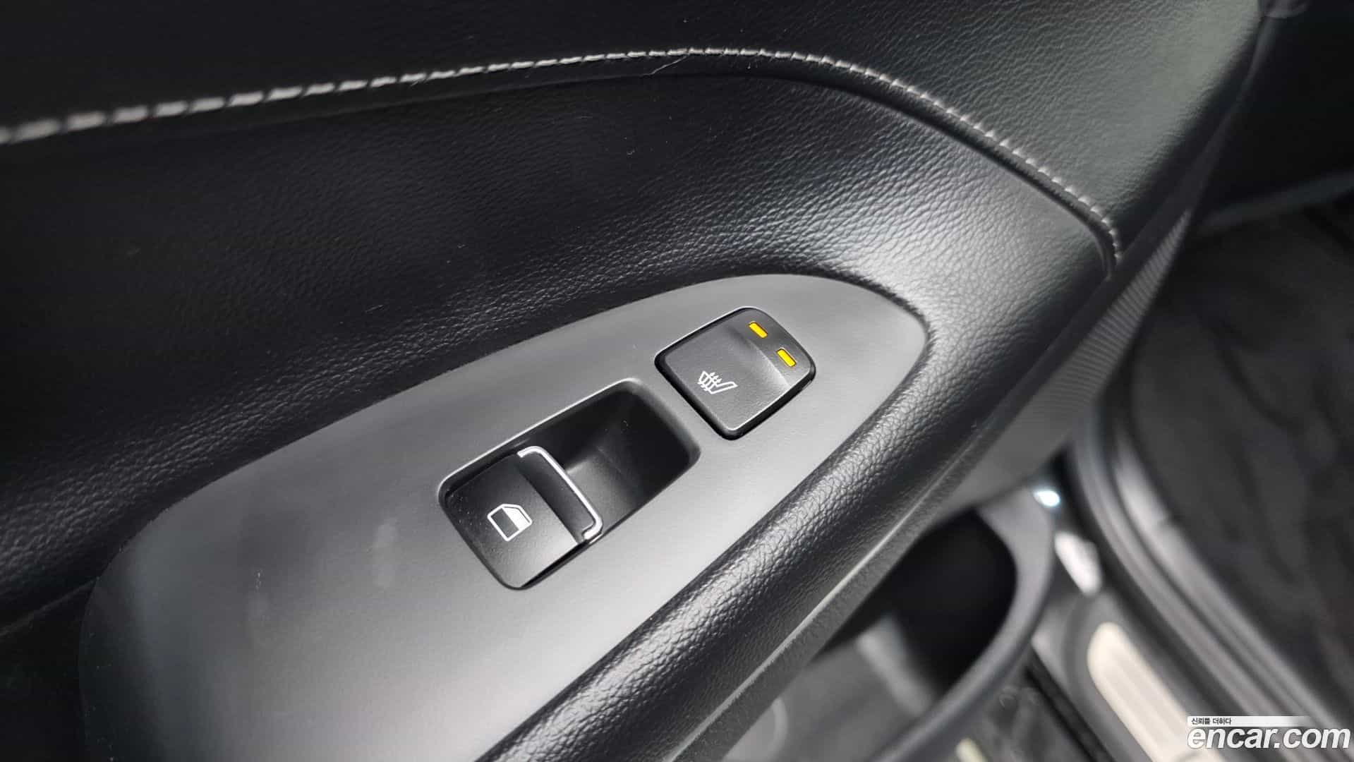 Grandeur Hyundai 2018.3-OPTION-022