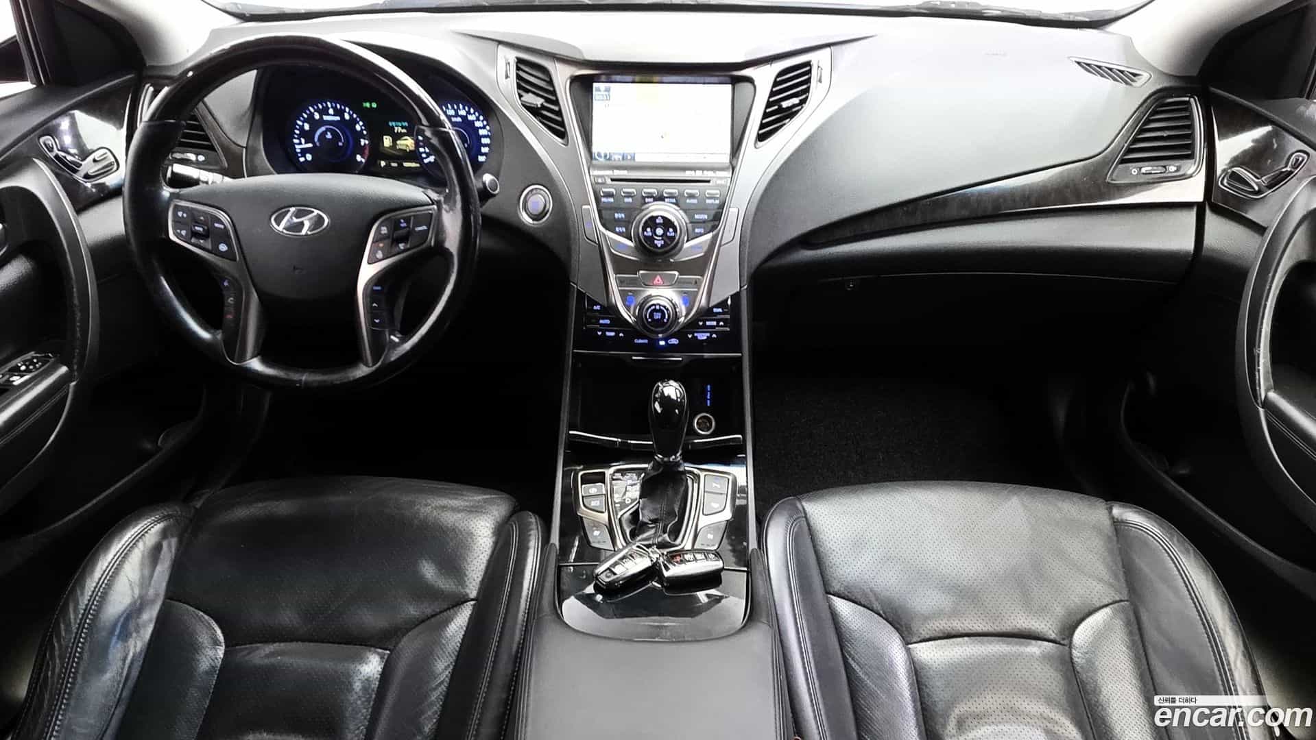 Grandeur Hyundai 2011.1-INNER-007