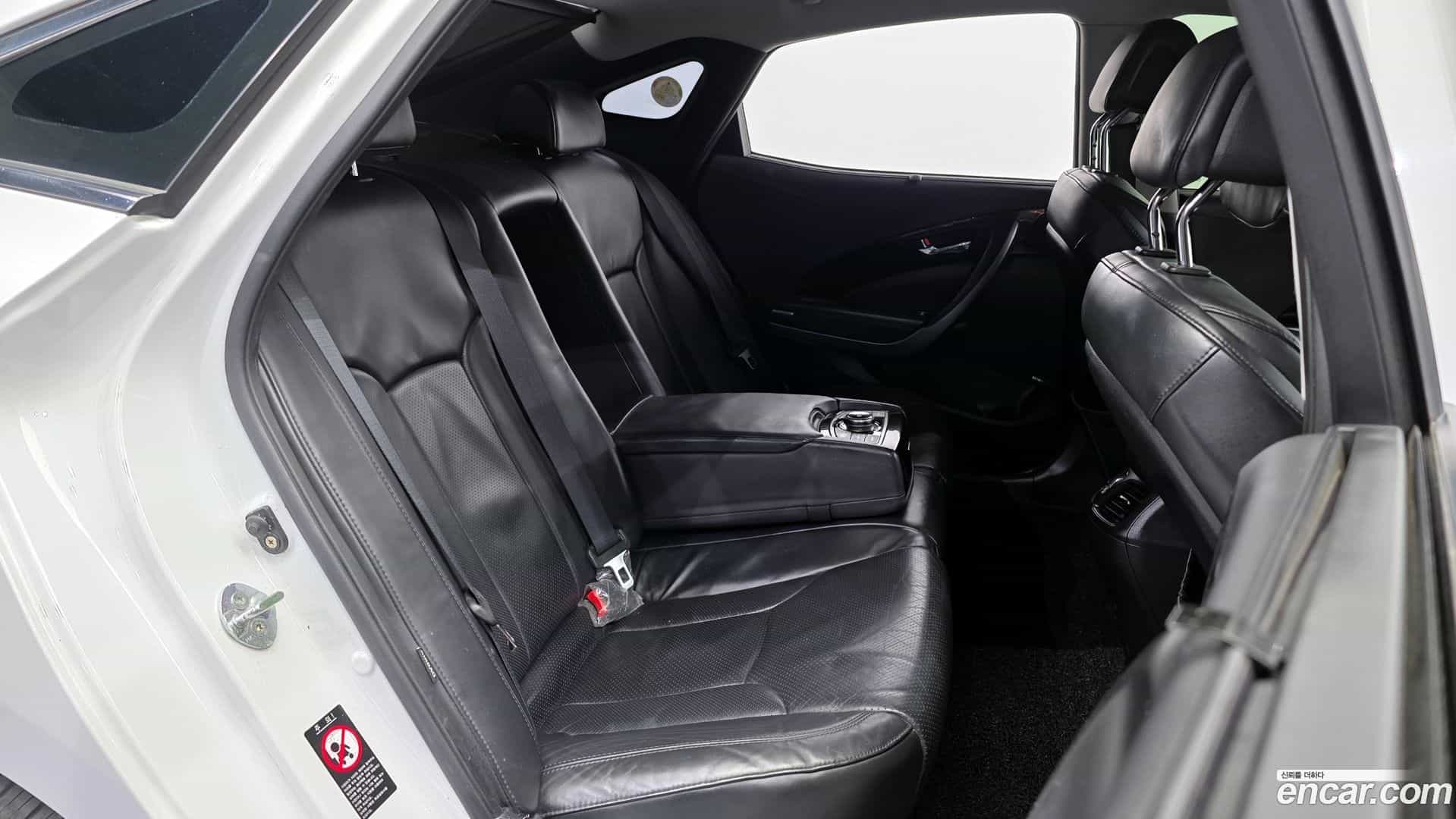 Grandeur Hyundai 2011.1-OPTION-016