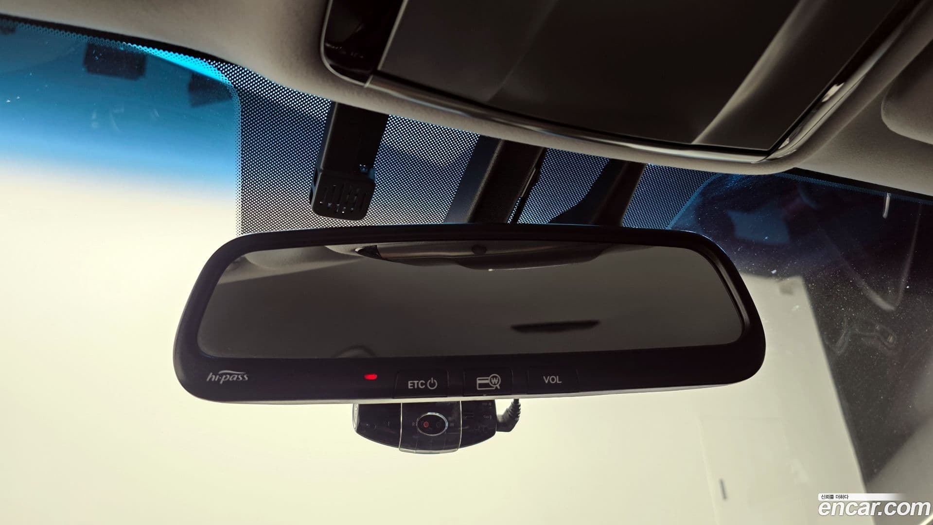 Main__Slider__Photo:Grandeur Hyundai 2011.1-17