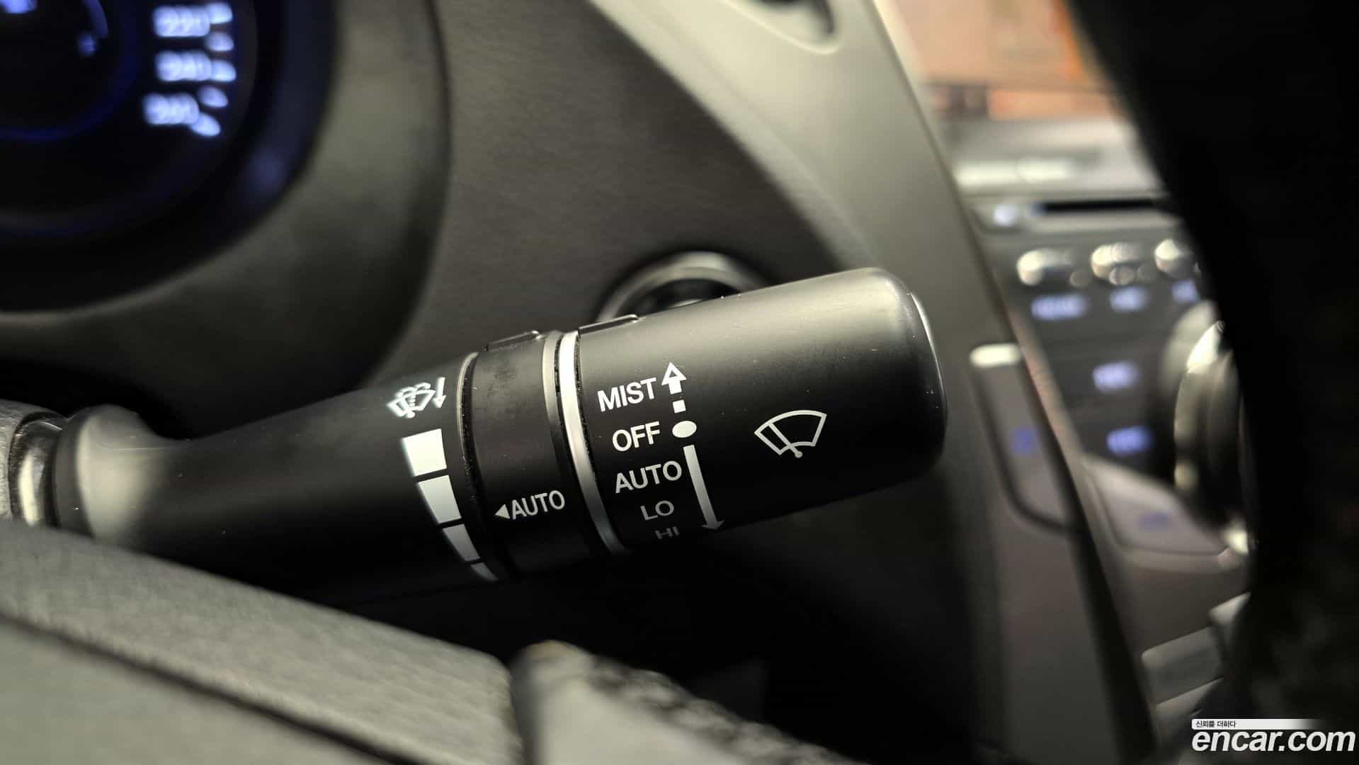 Grandeur Hyundai 2011.1-OPTION-024