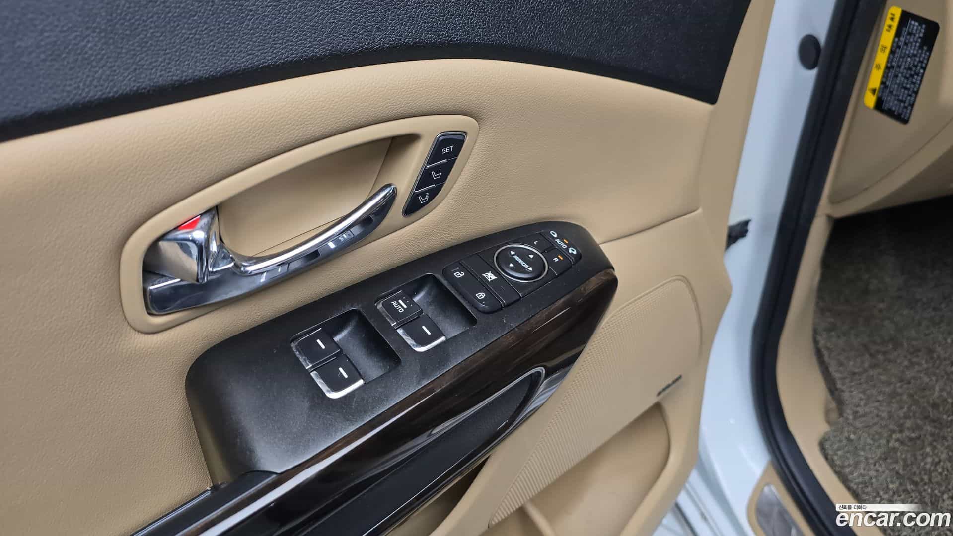 Canival Kia 2019.8-OPTION-021