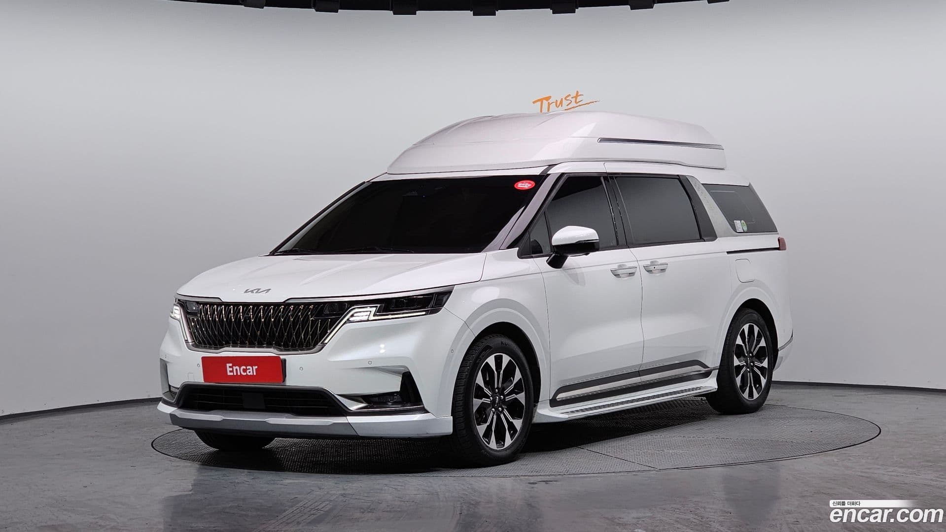 Main__Slider__Photo:Canival Kia 2021.11-0