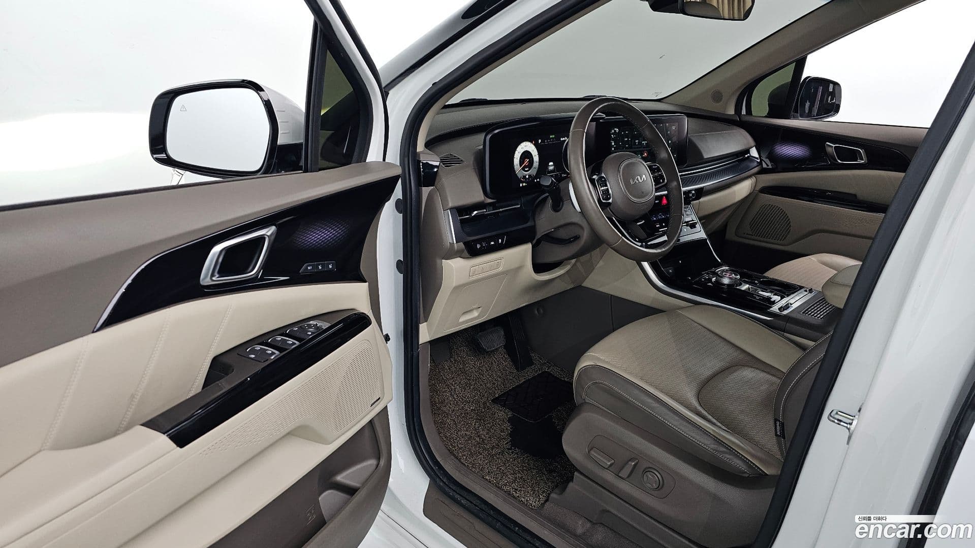 Main__Slider__Photo:Canival Kia 2021.11-10