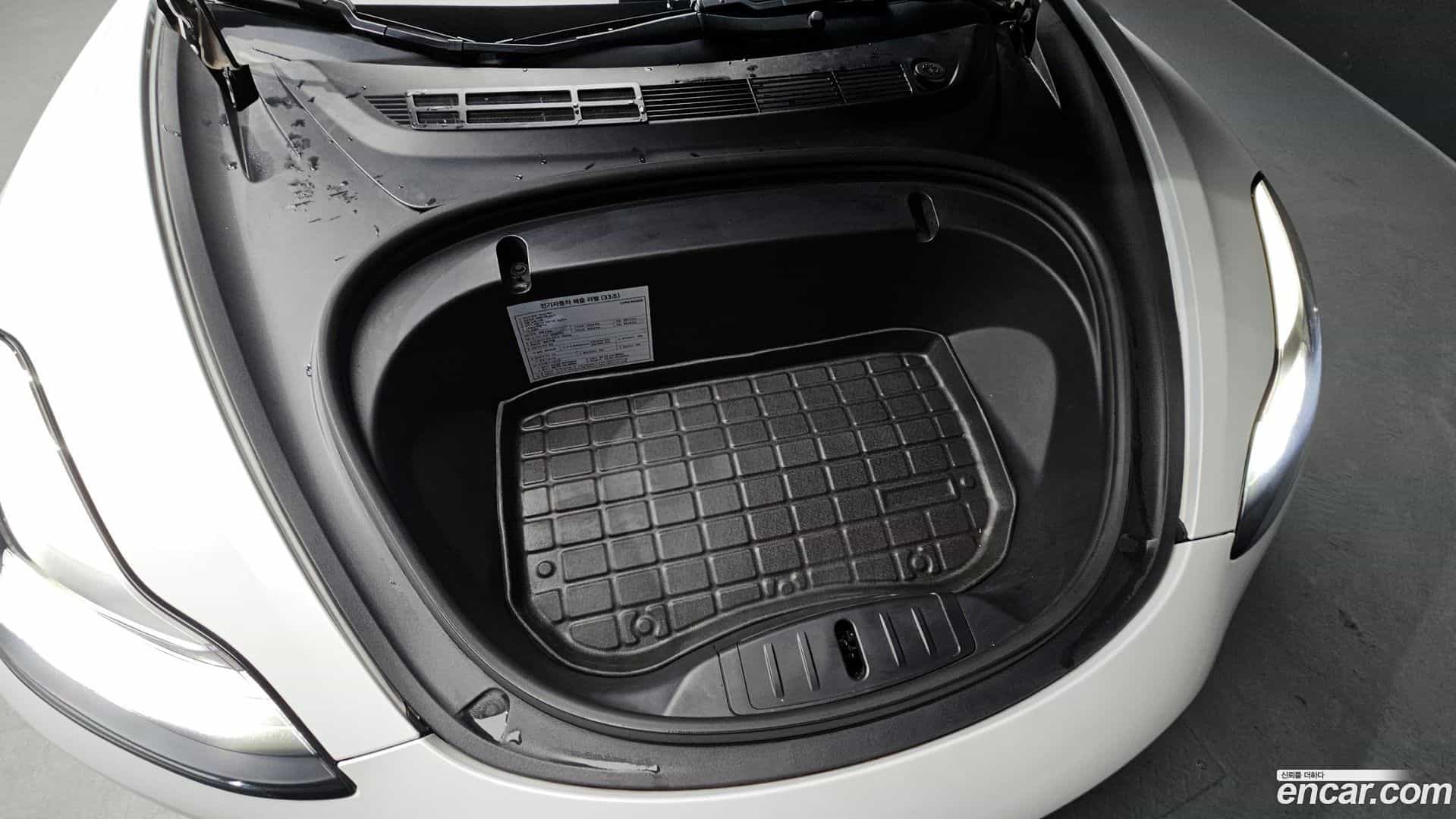 Model 3 Tesla 2020.8-INNER-006