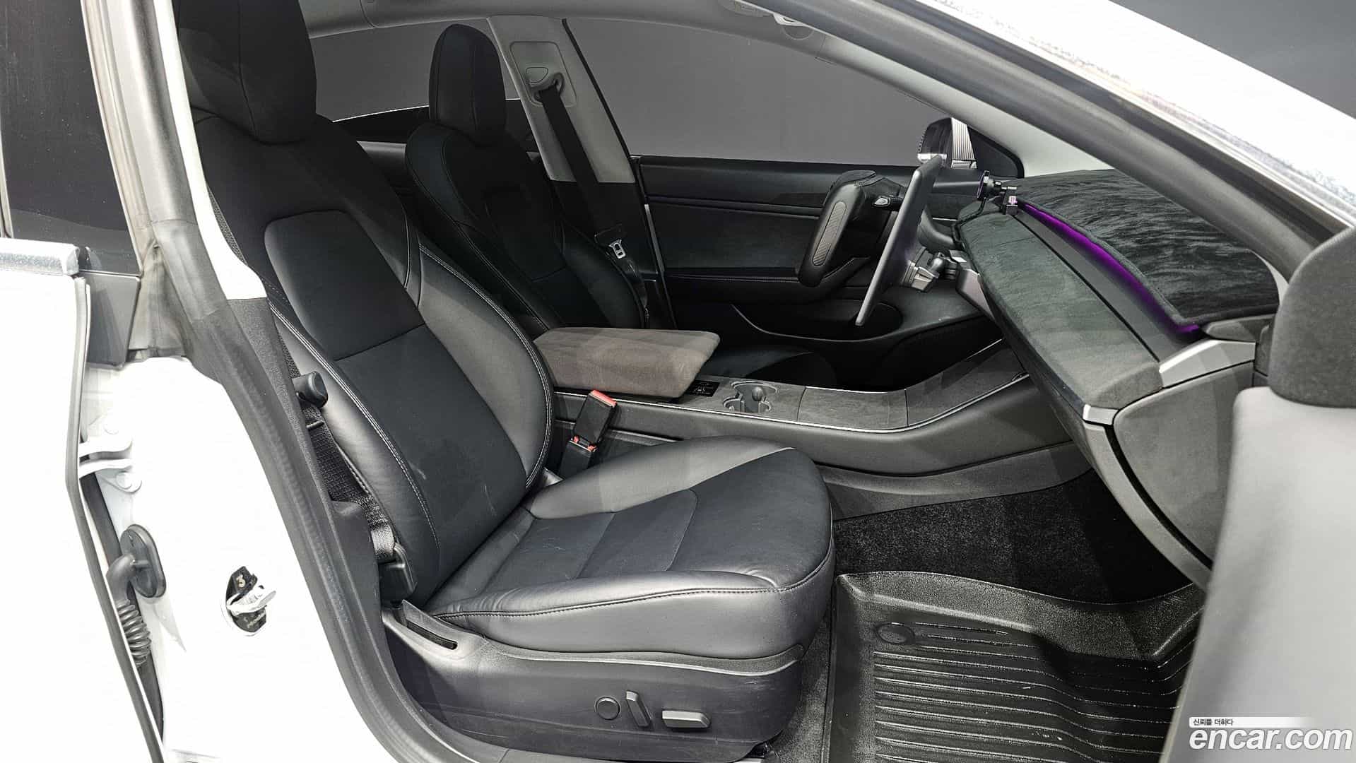 Model 3 Tesla 2020.8-INNER-010