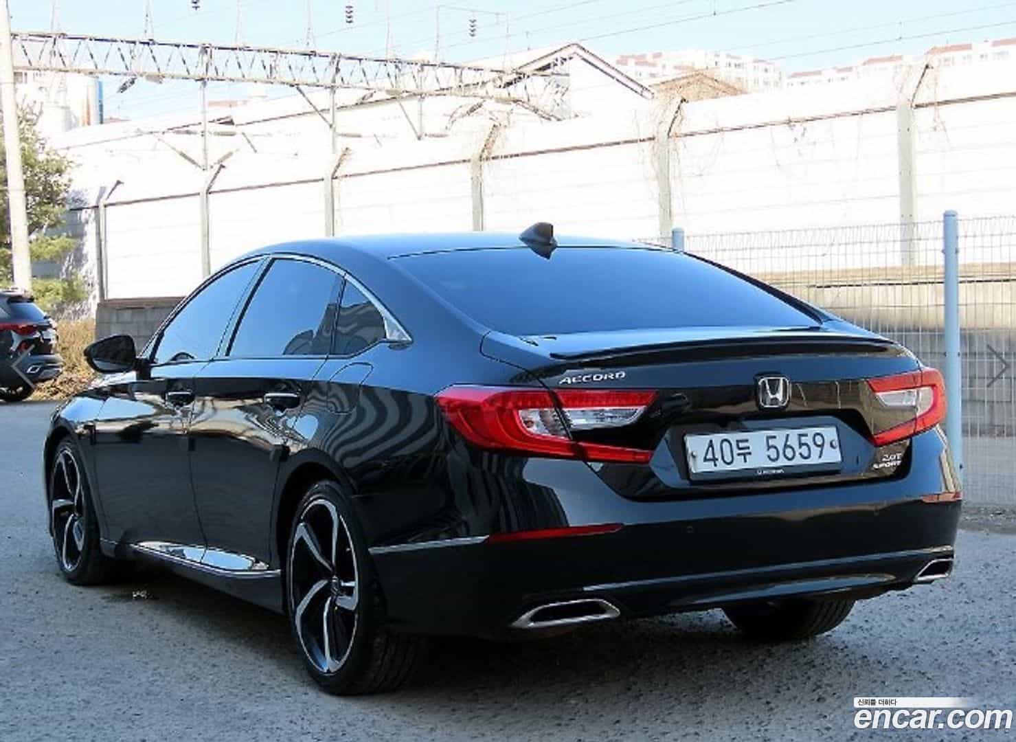 Accord Honda 2018.10-OUTER-003