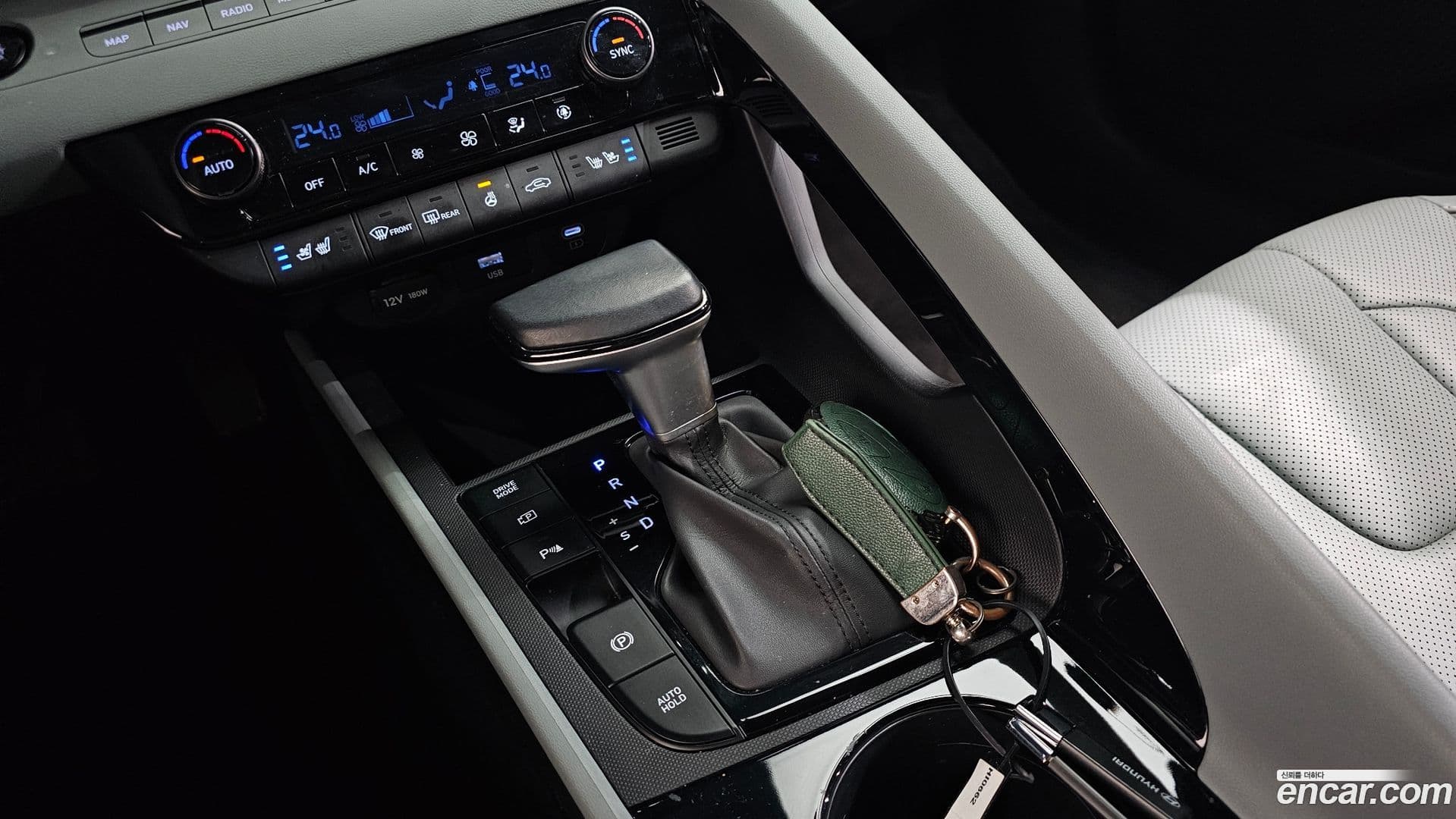 Main__Slider__Photo:AVANTE Hyundai 2024.5-8