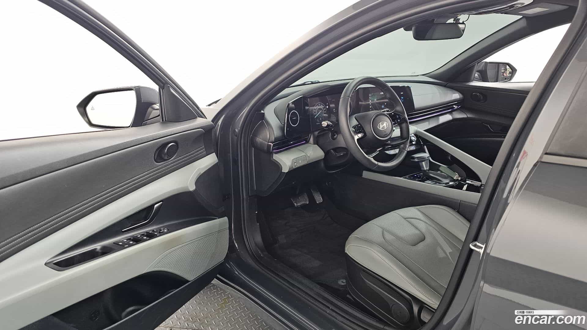 AVANTE Hyundai 2024.5-INNER-010