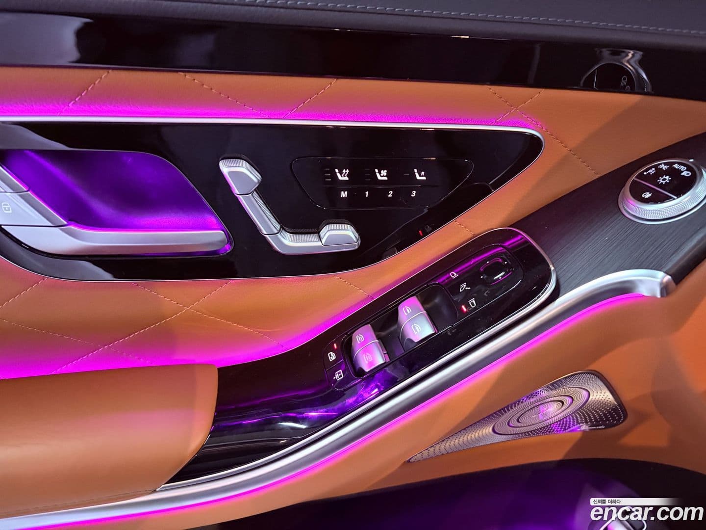 Main__Slider__Photo:S-Class Mercedes-Benz 2022.4-15