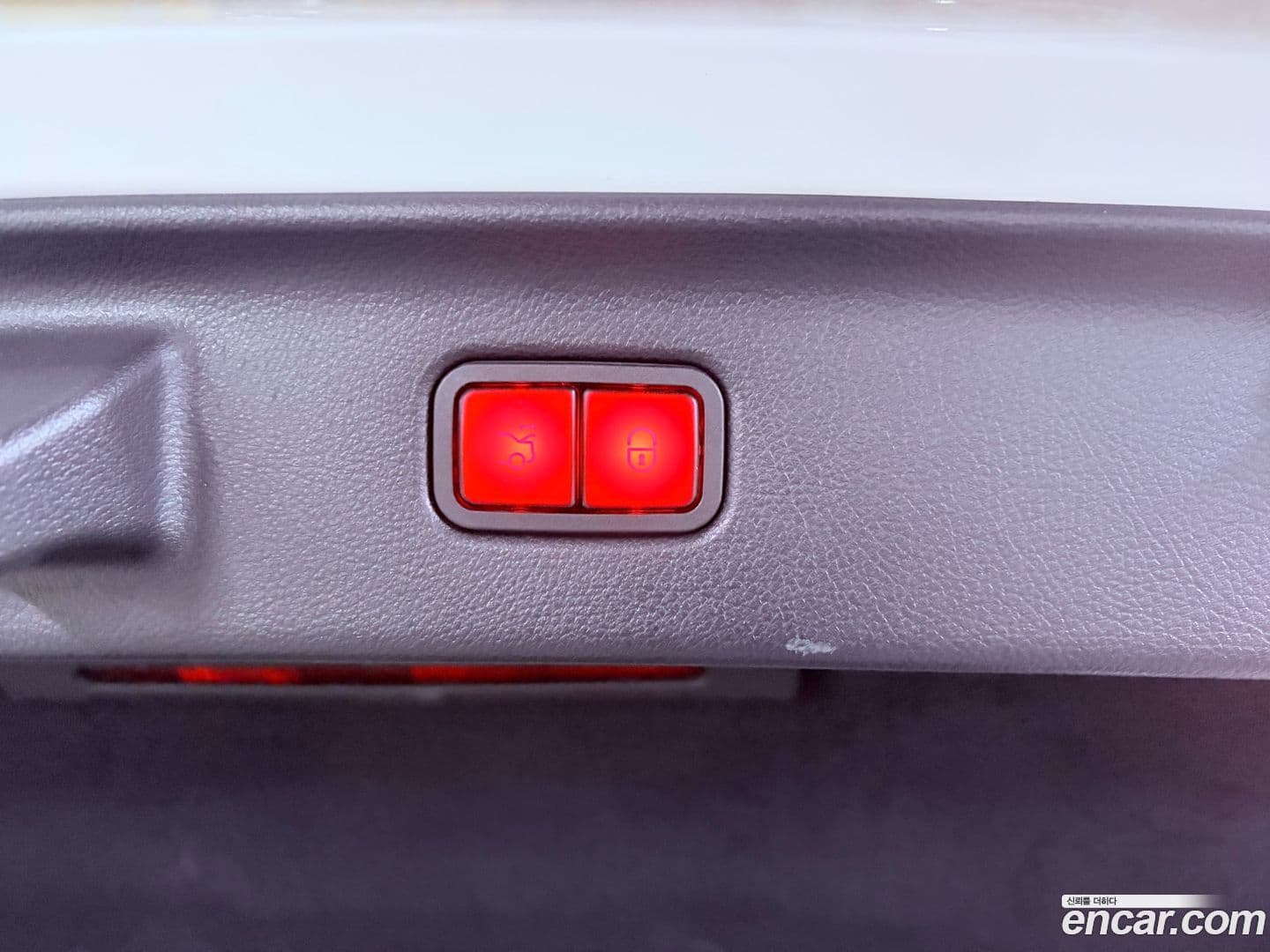 Main__Slider__Photo:S-Class Mercedes-Benz 2022.4-18