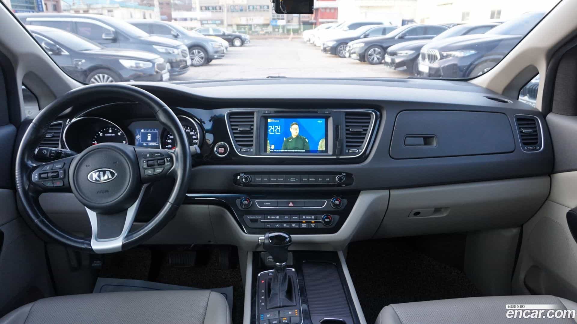 Canival Kia 2016.3-OPTION-016