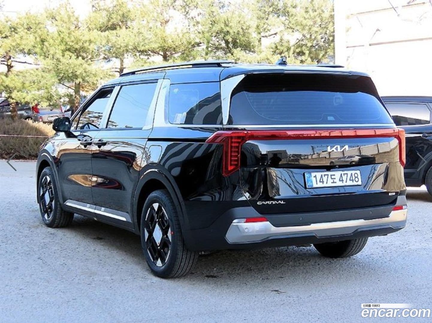 Main__Slider__Photo:Canival Kia 2026.0-2