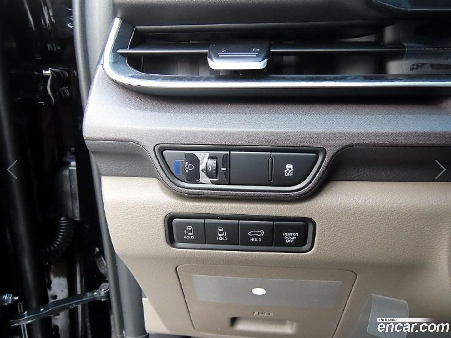 Main__Slider__Photo:Canival Kia 2026.0-11