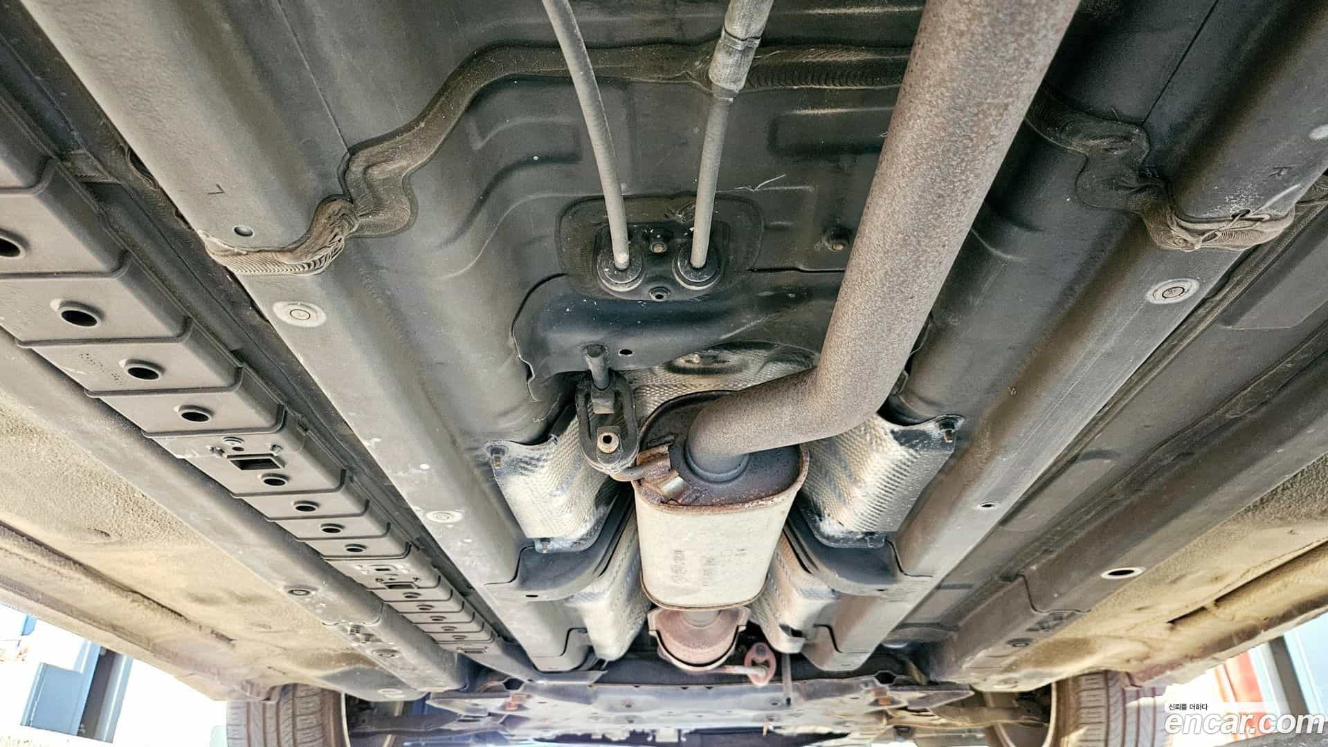 AVANTE Hyundai 2013.4-OUTER-003