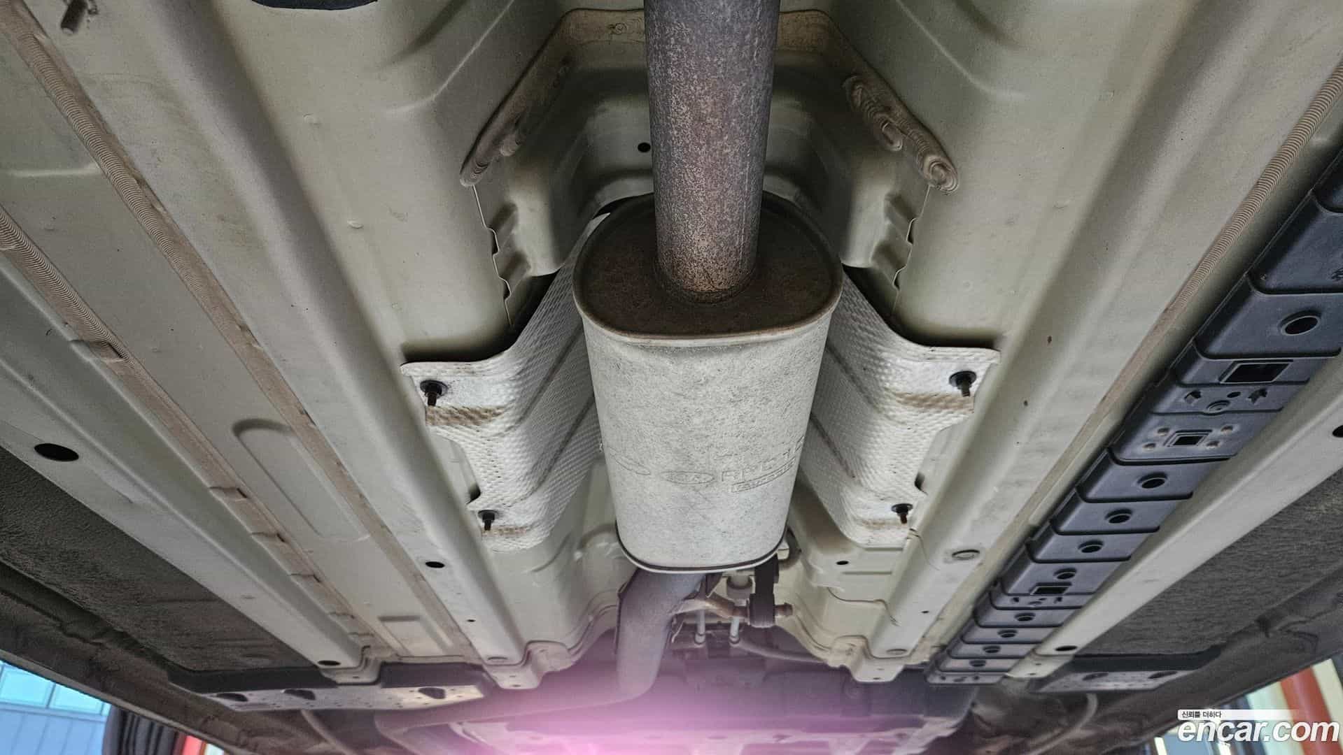 Carens Kia 2016.0-OUTER-003