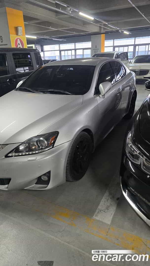 IS Lexus 2010.11-OUTER-005