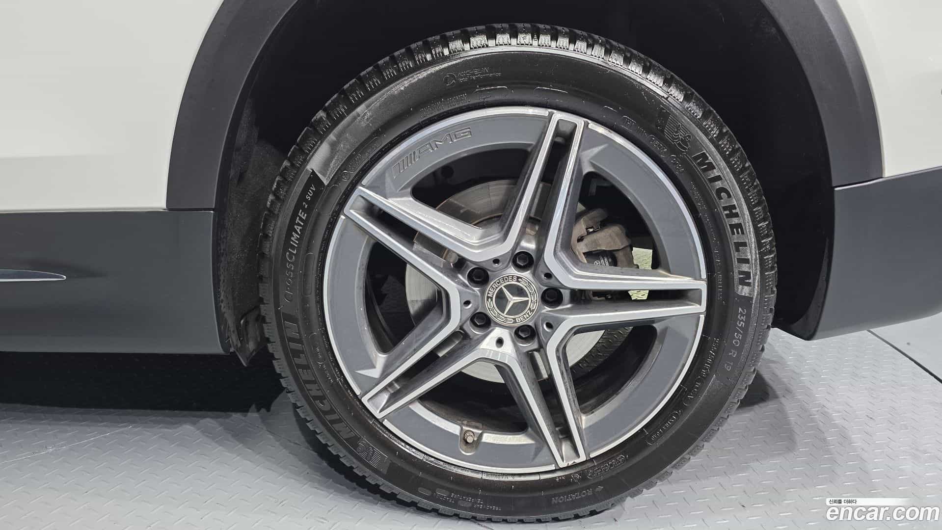 GLB-Class Mercedes-Benz 2022.11-OUTER-005