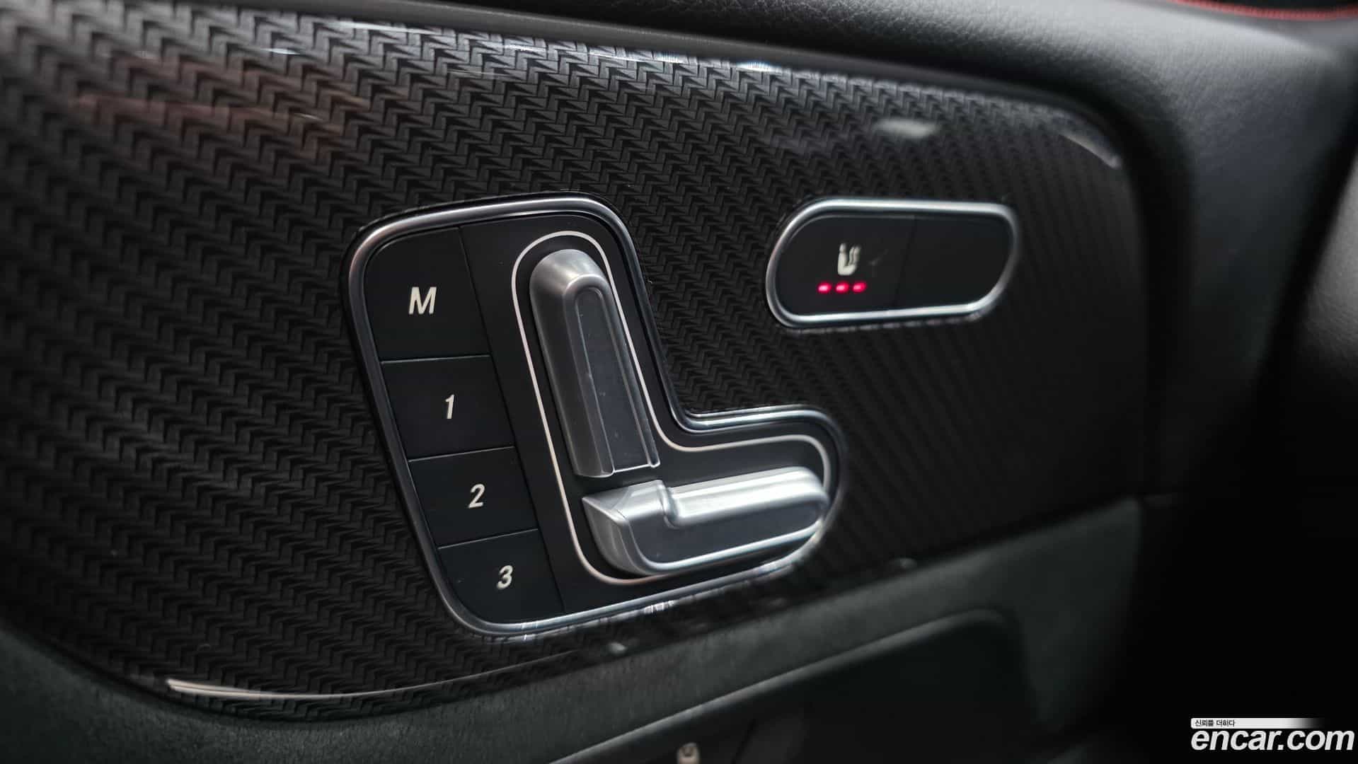 GLB-Class Mercedes-Benz 2022.11-OPTION-022