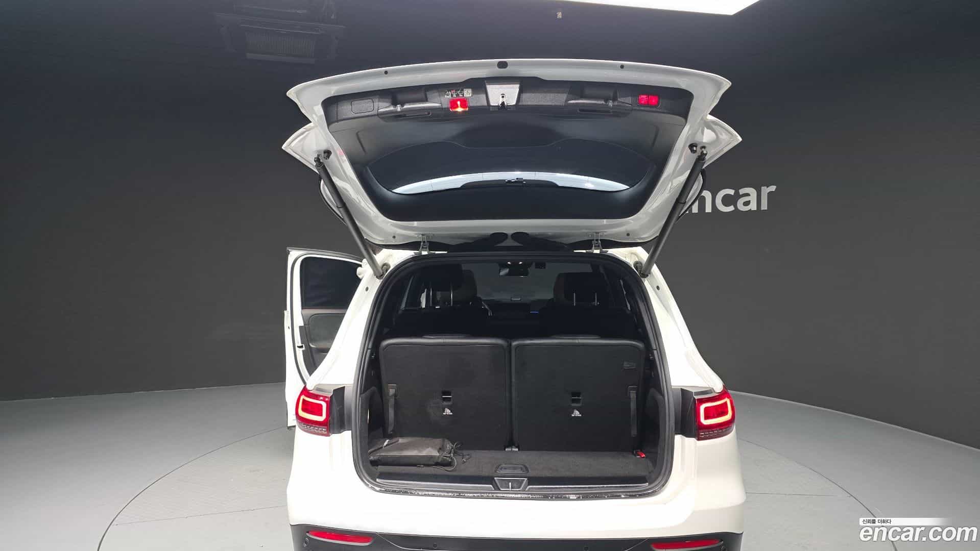 GLB-Class Mercedes-Benz 2022.11-OPTION-024