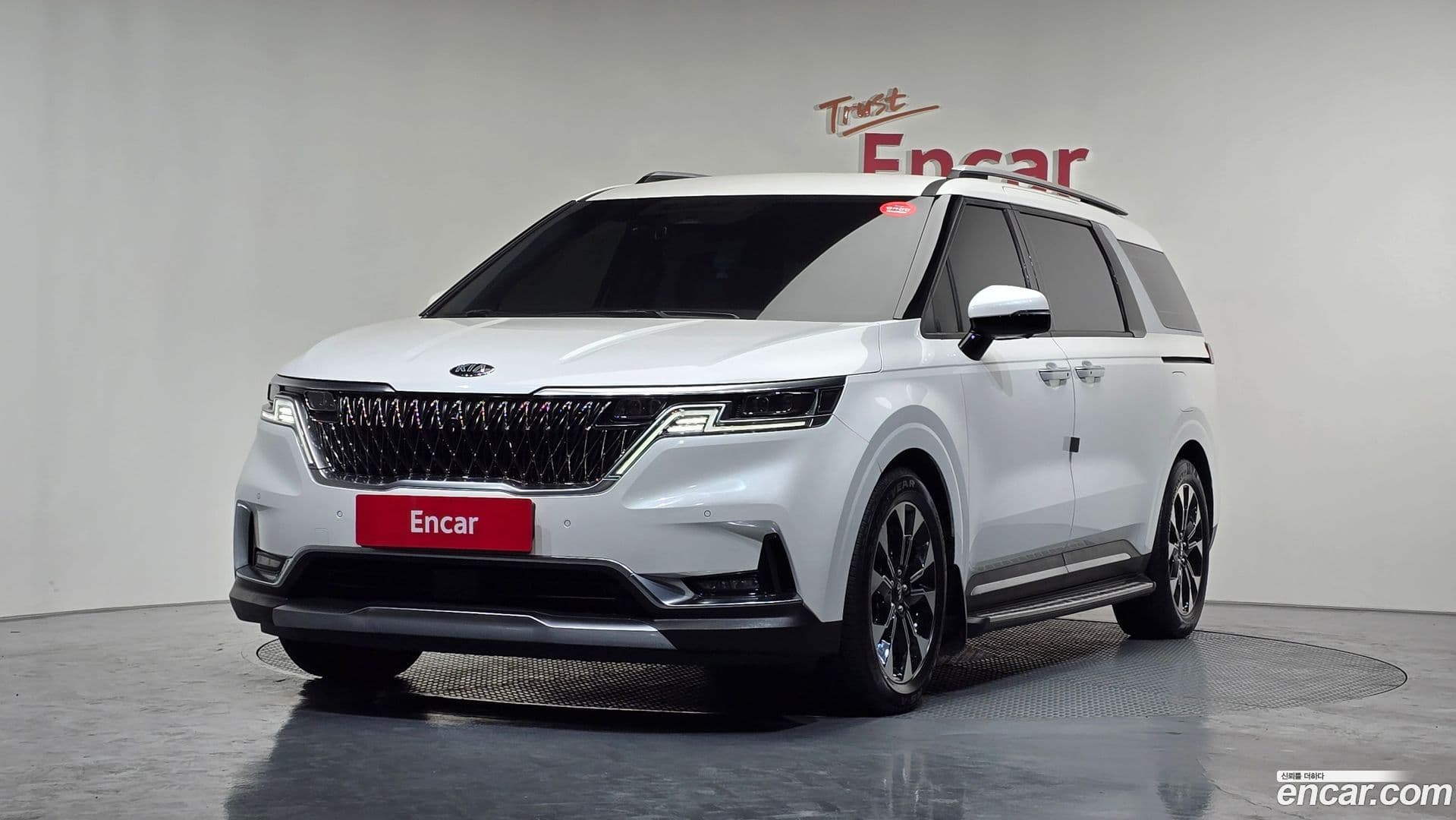 Main__Slider__Photo:Canival Kia 2021.2-0