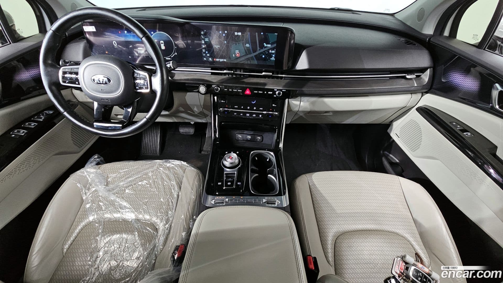 Main__Slider__Photo:Canival Kia 2021.2-6