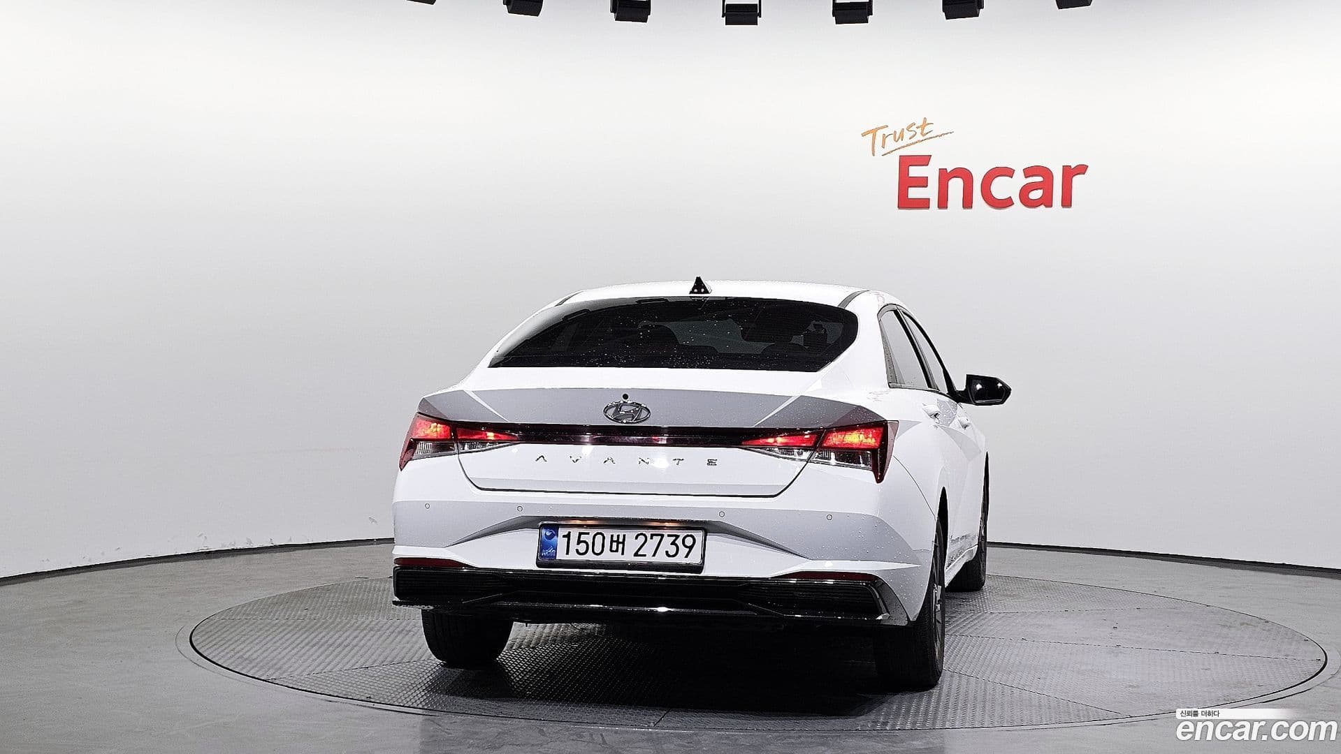 Main__Slider__Photo:AVANTE Hyundai 2021.2-3