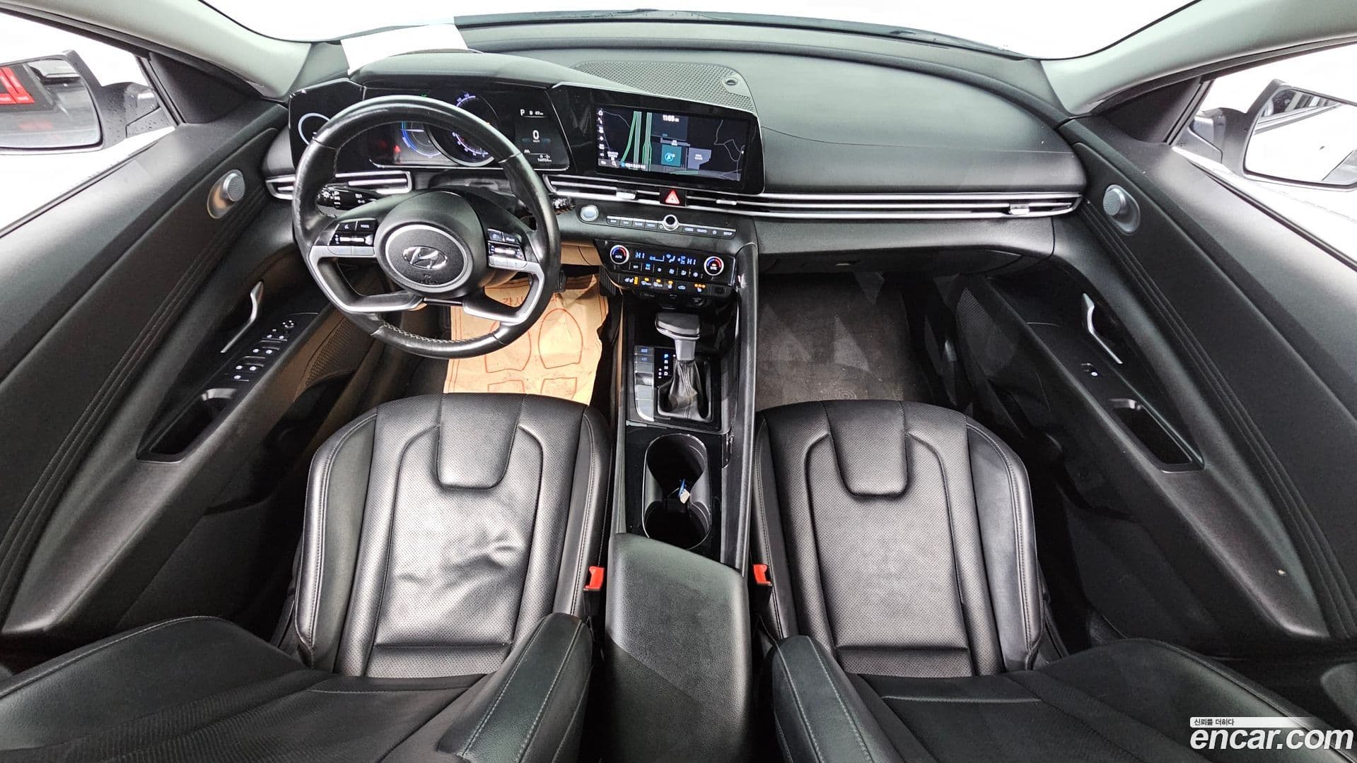 Main__Slider__Photo:AVANTE Hyundai 2021.2-6