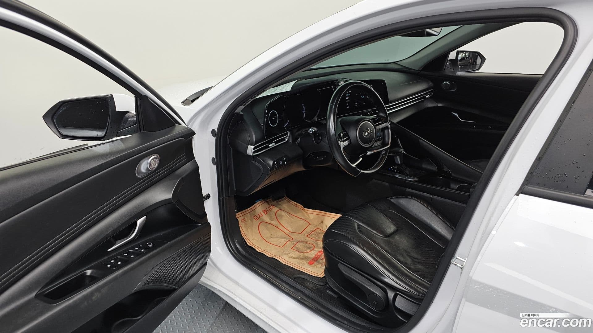 Main__Slider__Photo:AVANTE Hyundai 2021.2-9