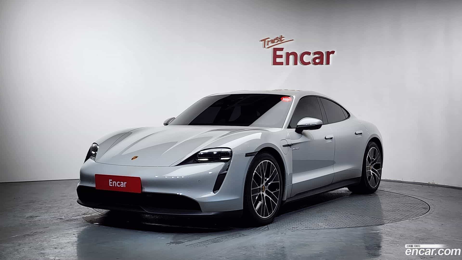 Taycan Porsche 2022.5-OUTER-001