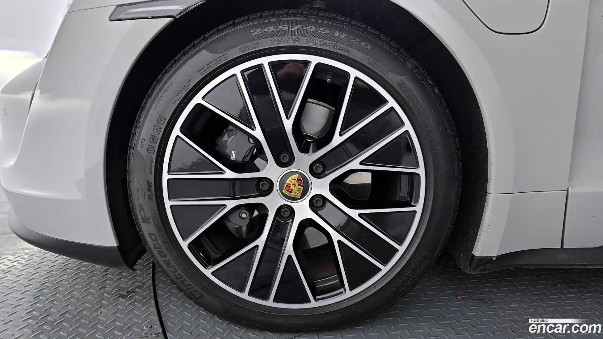 Taycan Porsche 2022.5-OUTER-005