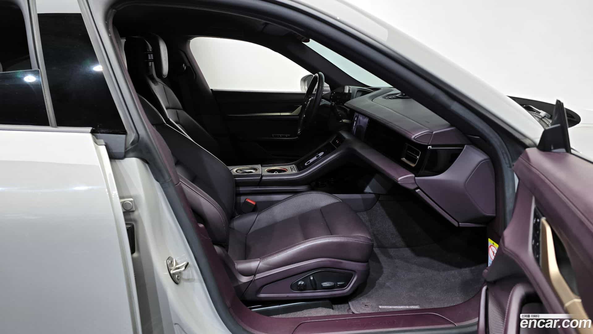 Taycan Porsche 2022.5-OPTION-015