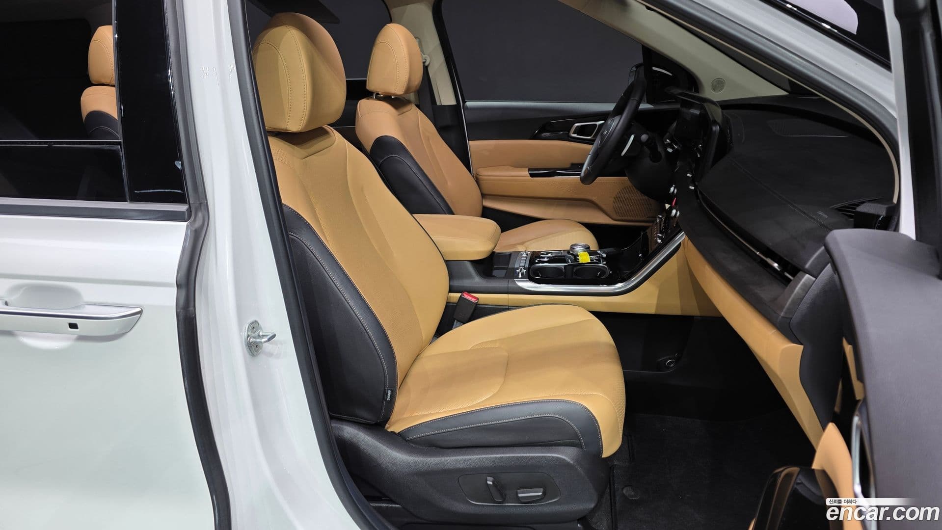 Main__Slider__Photo:Canival Kia 2022.6-9