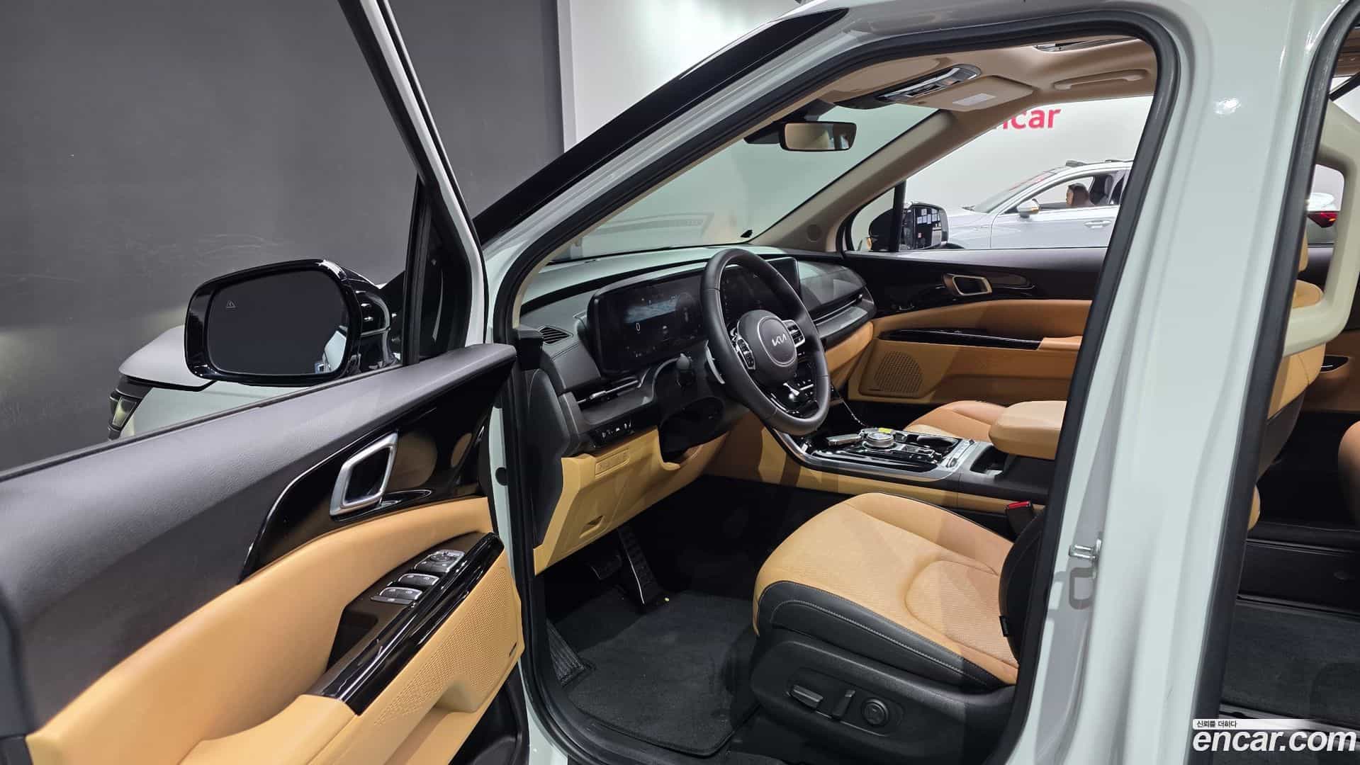 Canival Kia 2022.6-OPTION-015