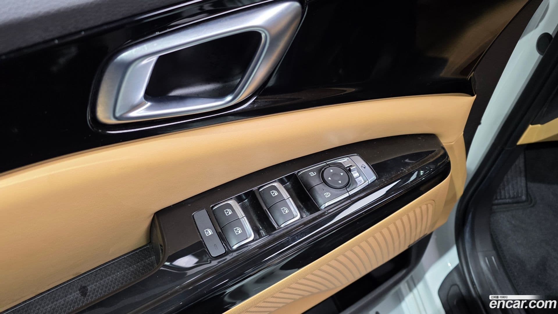 Main__Slider__Photo:Canival Kia 2022.6-17