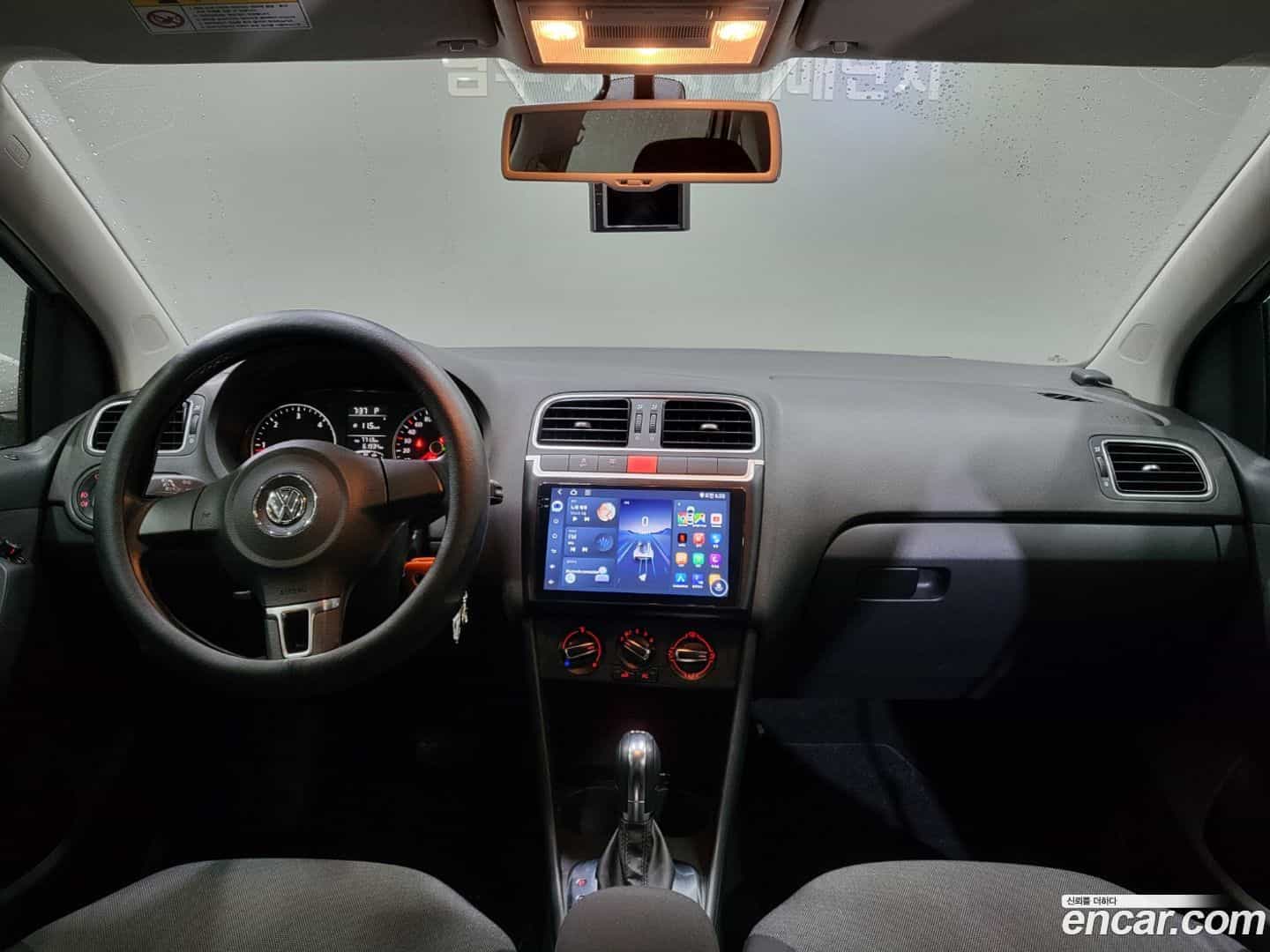 Polo Volkswagen 2014.4-INNER-007