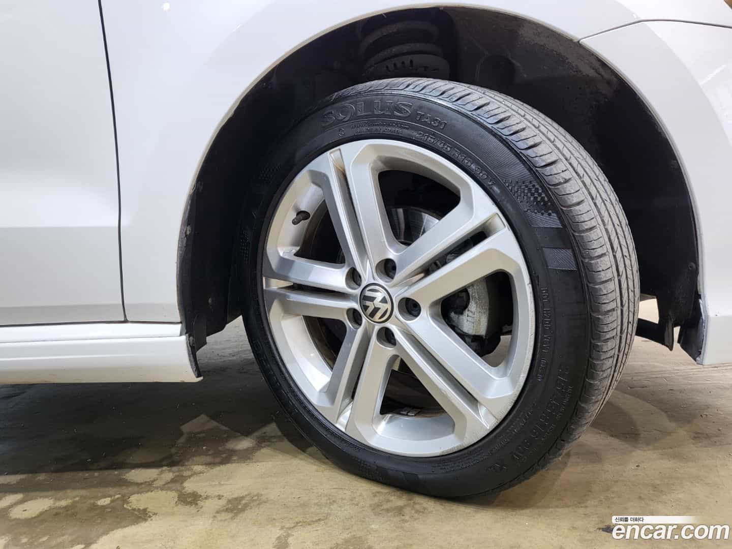 Polo Volkswagen 2014.4-OPTION-022